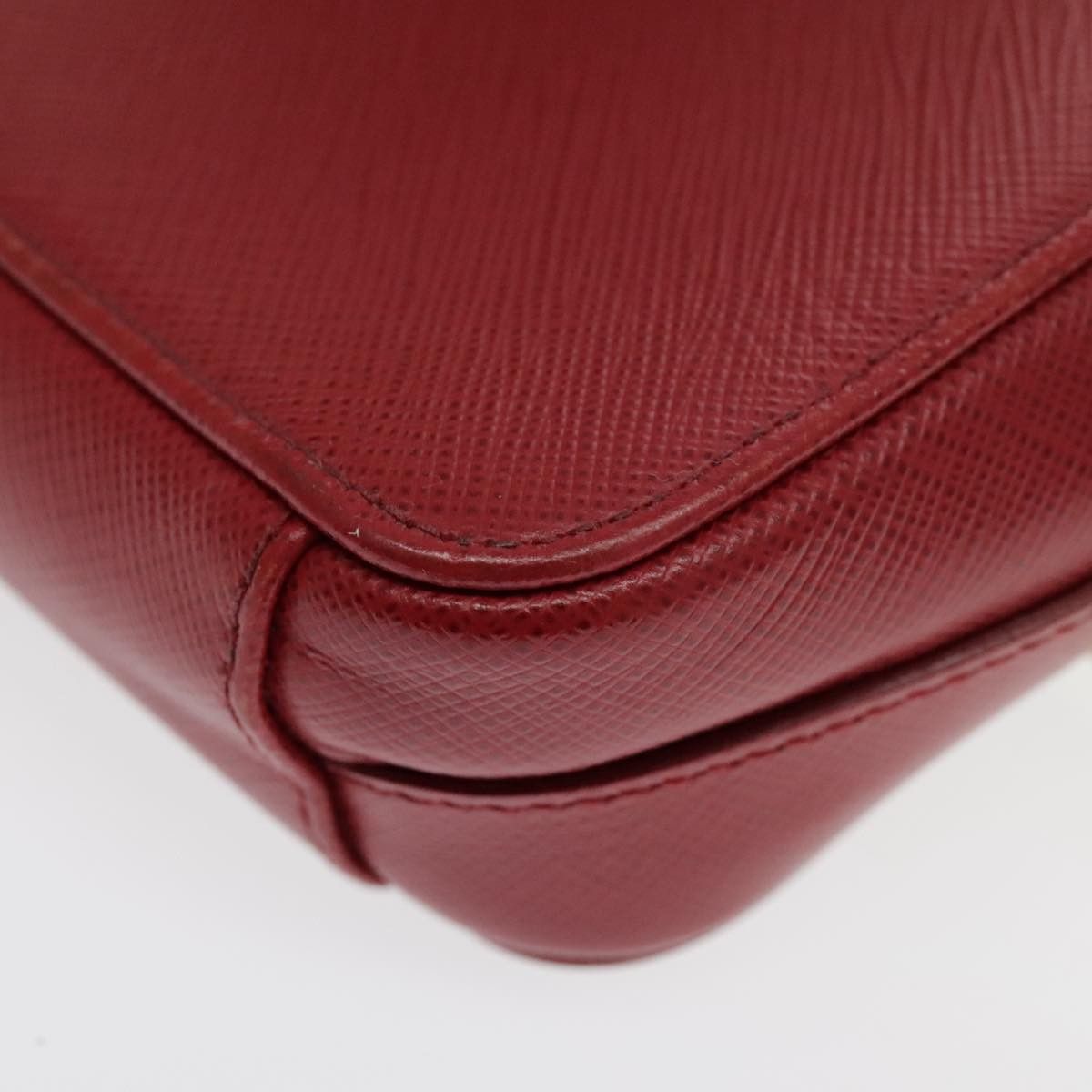 Prada Saffiano Red Calfskin Shoulder Bag (Pre-Owned) Size ONE SIZE - 10 Thumbnail