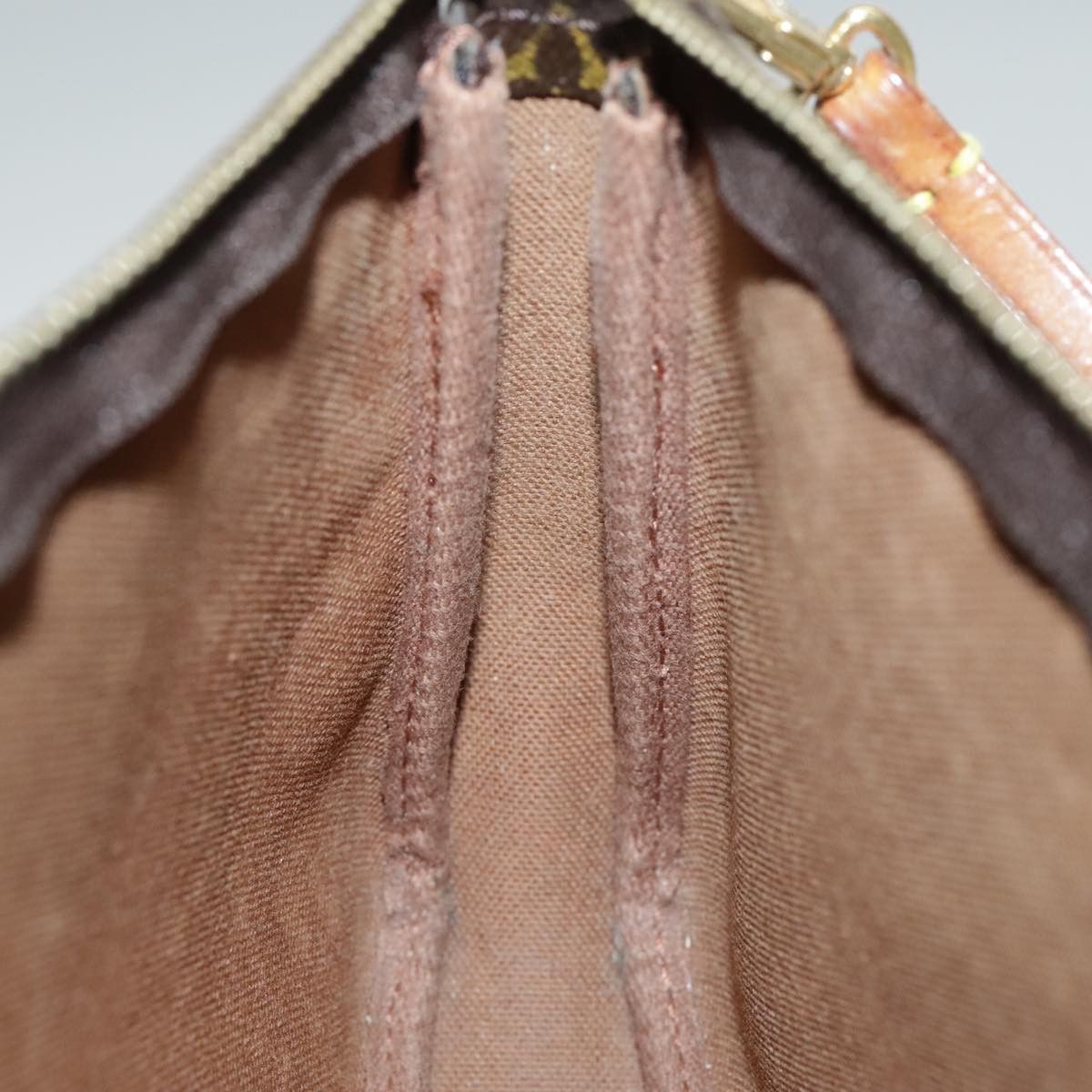 Louis Vuitton Pochette Accessoire Brown Canvas Clutch Bag (Pre-Owned) Size ONE SIZE - 20 Thumbnail