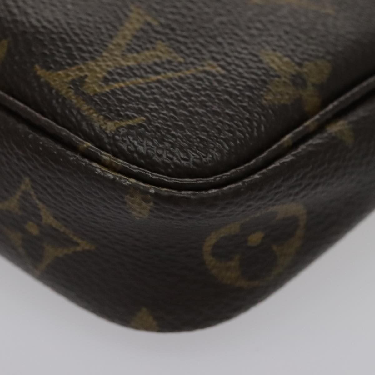 Louis Vuitton Pochette Accessoire Brown Canvas Clutch Bag (Pre-Owned) Size ONE SIZE - 8 Thumbnail