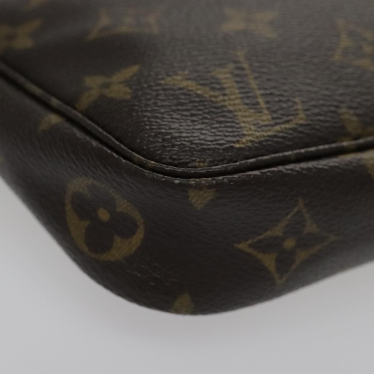 Louis Vuitton Pochette Accessoire Brown Canvas Clutch Bag (Pre-Owned) Size ONE SIZE - 6 Thumbnail