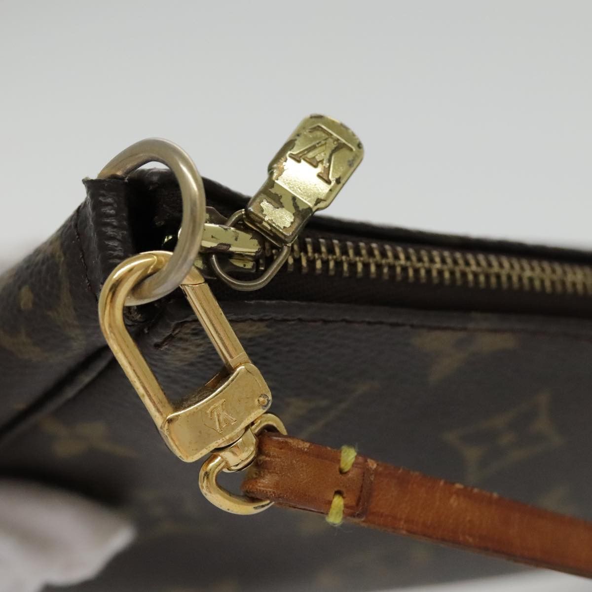 Louis Vuitton Pochette Accessoire Brown Canvas Clutch Bag (Pre-Owned) Size ONE SIZE - 11 Thumbnail