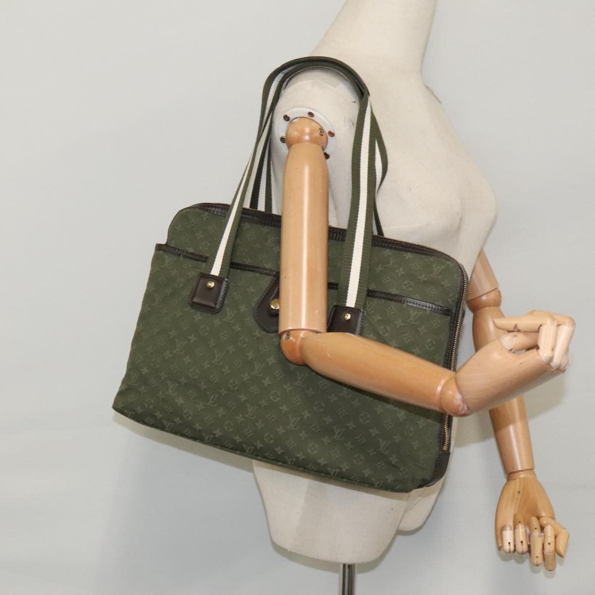 Louis Vuitton Mary Kate Khaki Canvas Shopper Bag (Pre-Owned) Size ONE SIZE - 14 Thumbnail