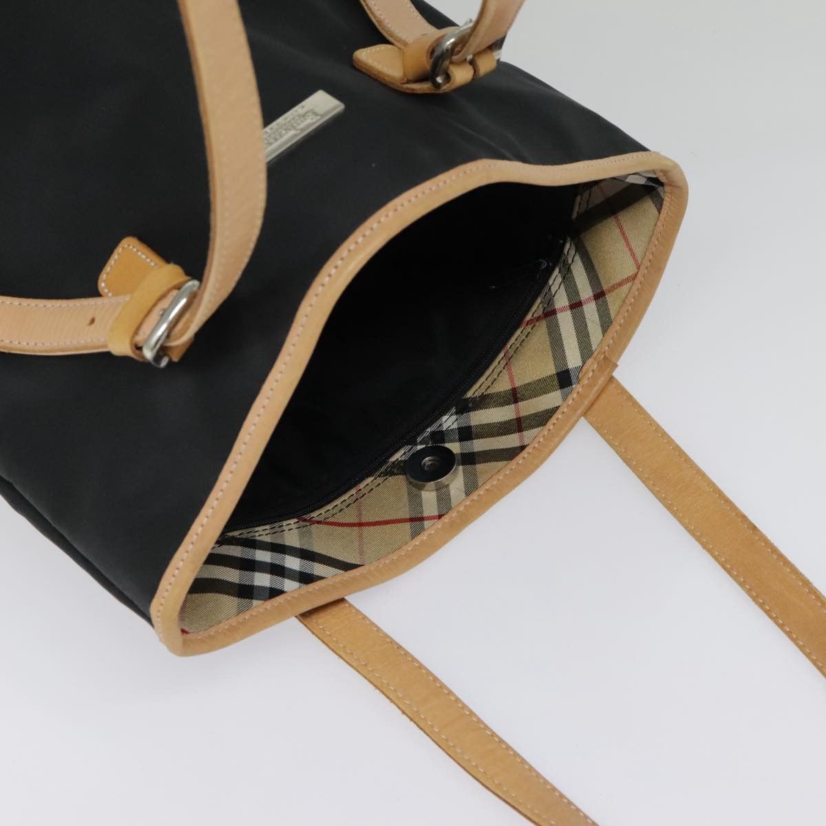 Burberry Nova Check Black Synthetic Tote Bag (Pre-Owned) Size ONE SIZE - 16 Thumbnail