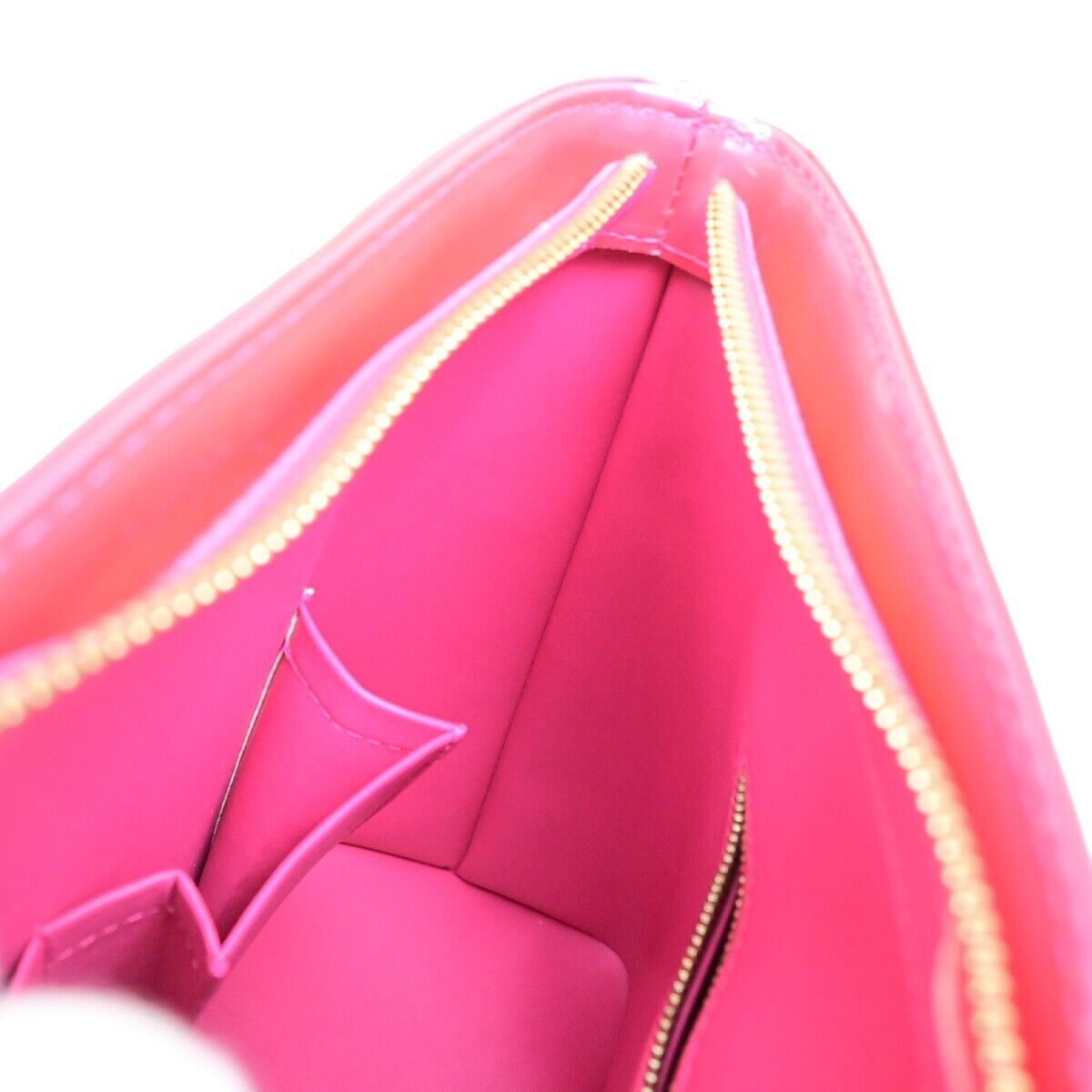 Louis Vuitton Reade Pink Patent Leather Shoulder Bag (Pre-Owned) Size ONE SIZE - 13 Thumbnail