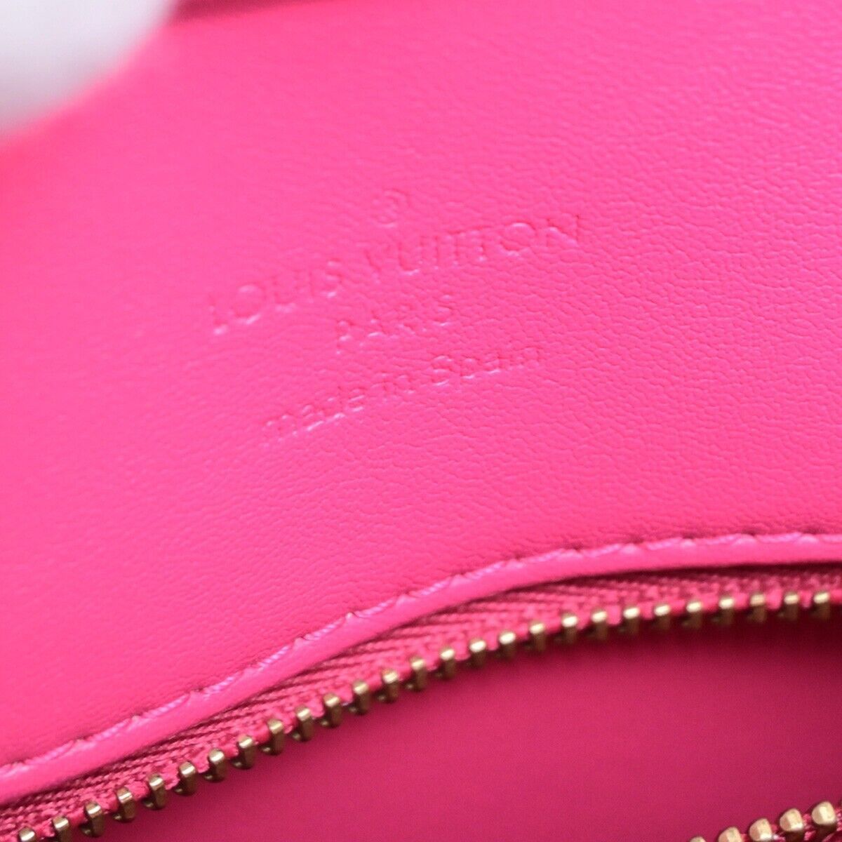 Louis Vuitton Reade Pink Patent Leather Shoulder Bag (Pre-Owned) Size ONE SIZE - 11 Thumbnail