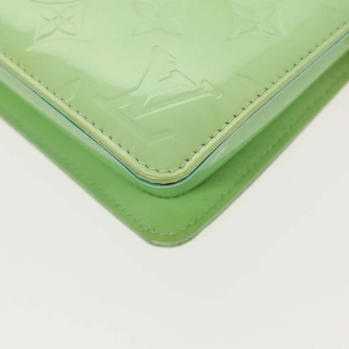 Louis Vuitton Lexington Green Patent Leather Clutch Bag (Pre-Owned) Size ONE SIZE - 7 Thumbnail