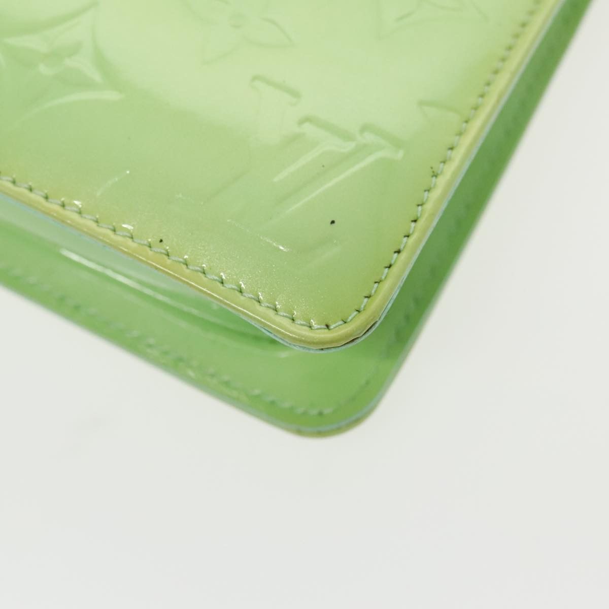 Louis Vuitton Lexington Green Patent Leather Clutch Bag (Pre-Owned) Size ONE SIZE - 9 Thumbnail