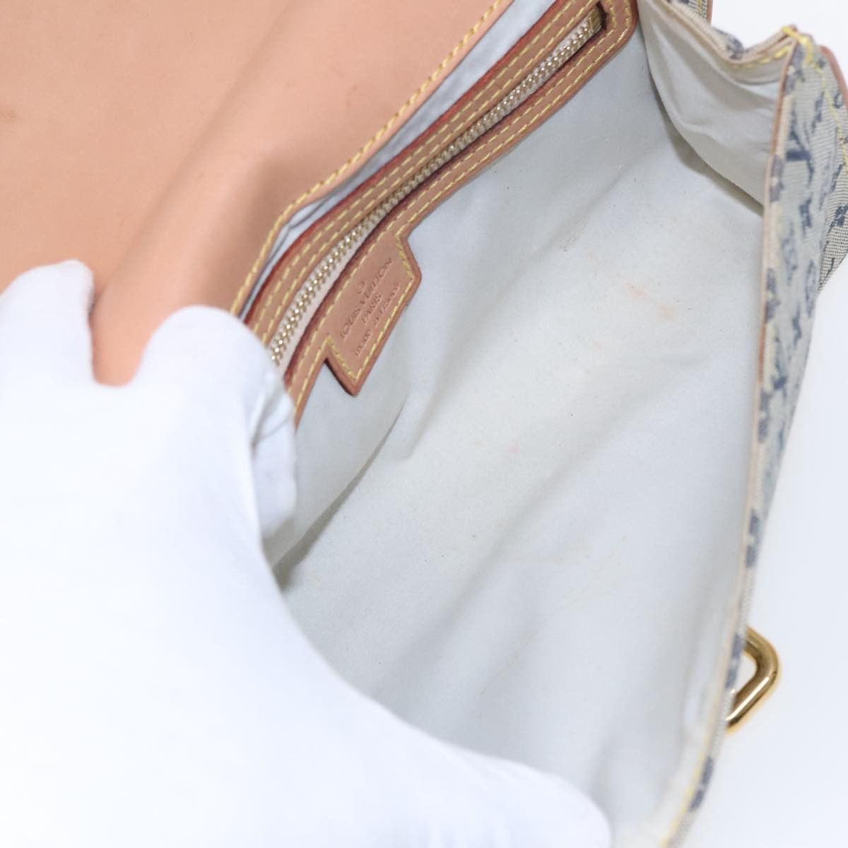 Louis Vuitton Camille Blue Canvas Shoulder Bag (Pre-Owned) Size ONE SIZE - 11 Thumbnail