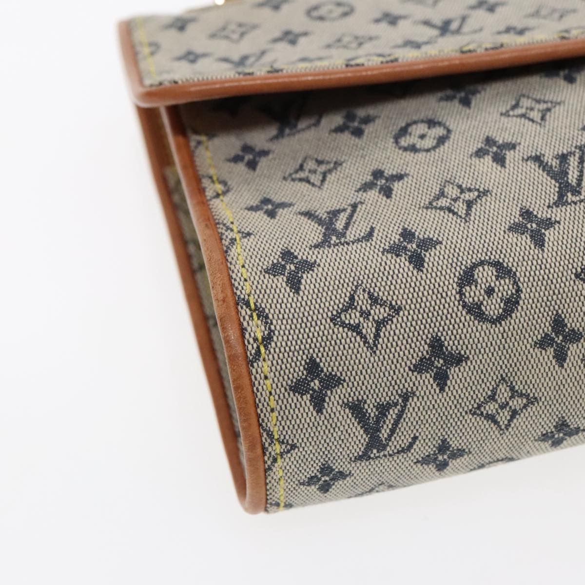 Louis Vuitton Camille Blue Canvas Shoulder Bag (Pre-Owned) Size ONE SIZE - 7 Thumbnail