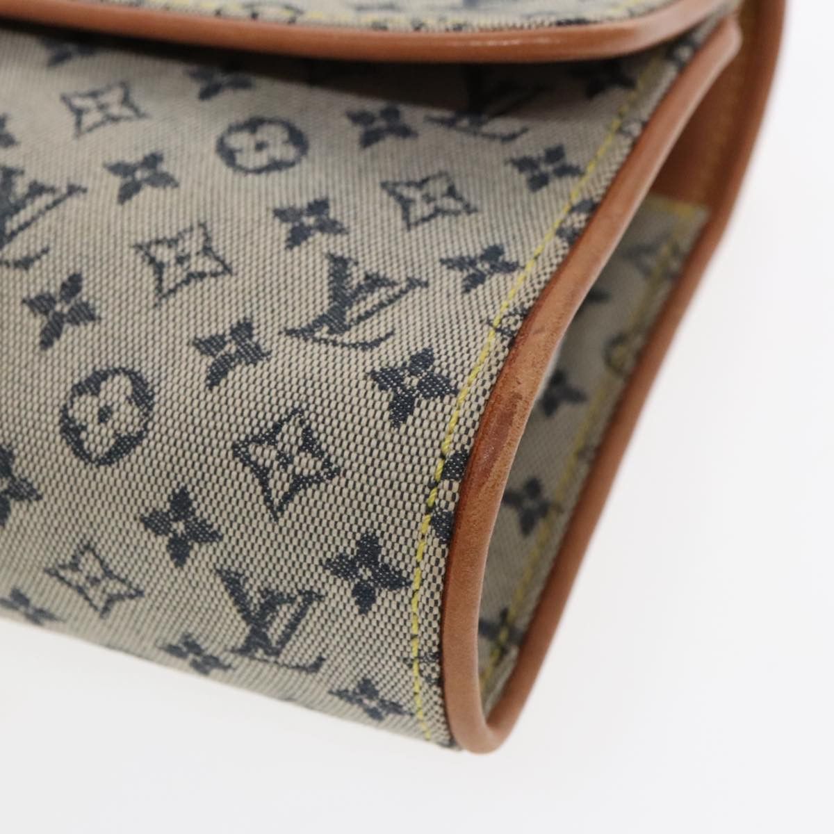 Louis Vuitton Camille Blue Canvas Shoulder Bag (Pre-Owned) Size ONE SIZE - 6 Thumbnail