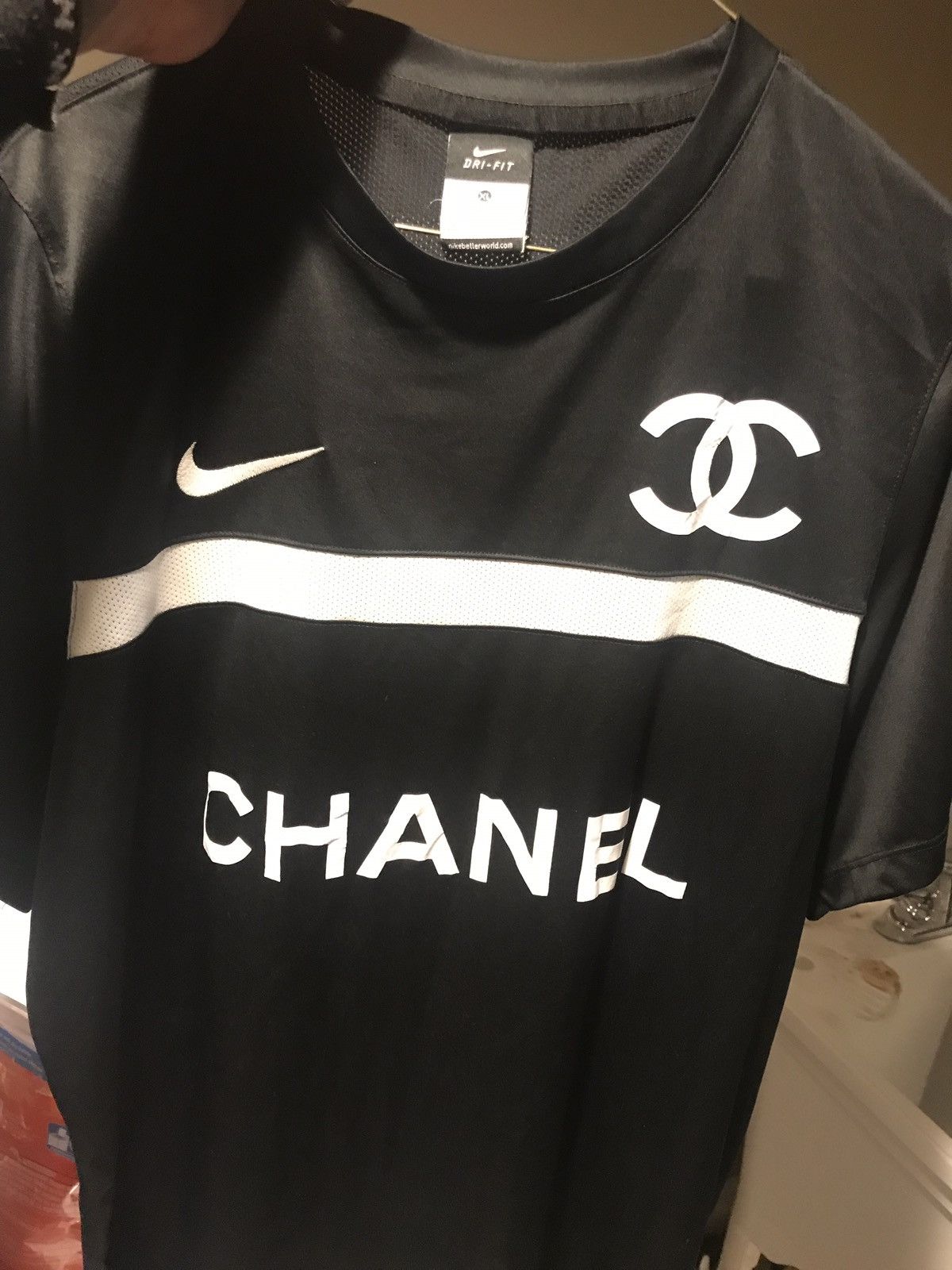 Nike chanel t shirt best sale