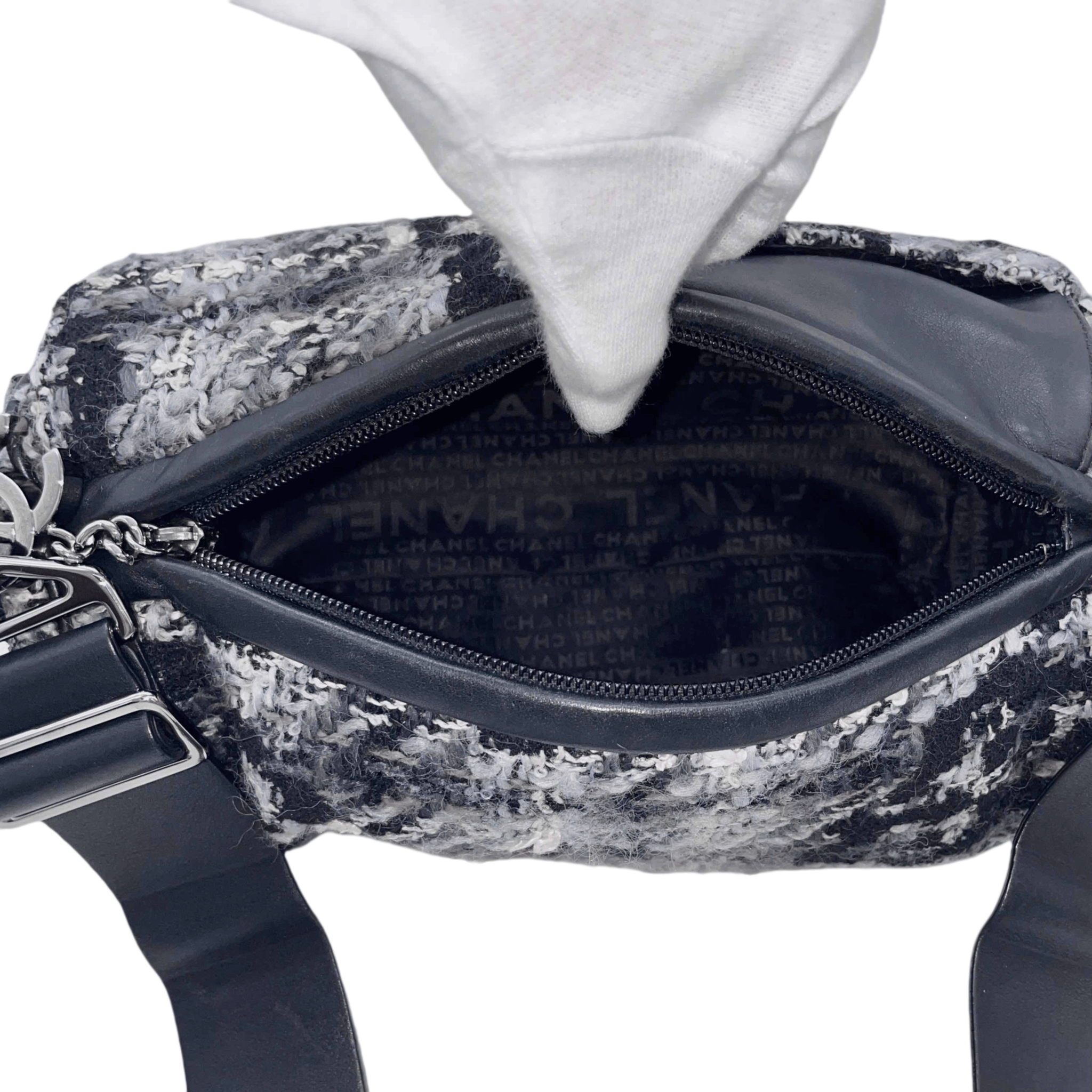 Chanel Chanel Camellia Tweed Coco Mark X 2.55 4-Chain Shoulder Bag Size ONE SIZE - 14 Thumbnail