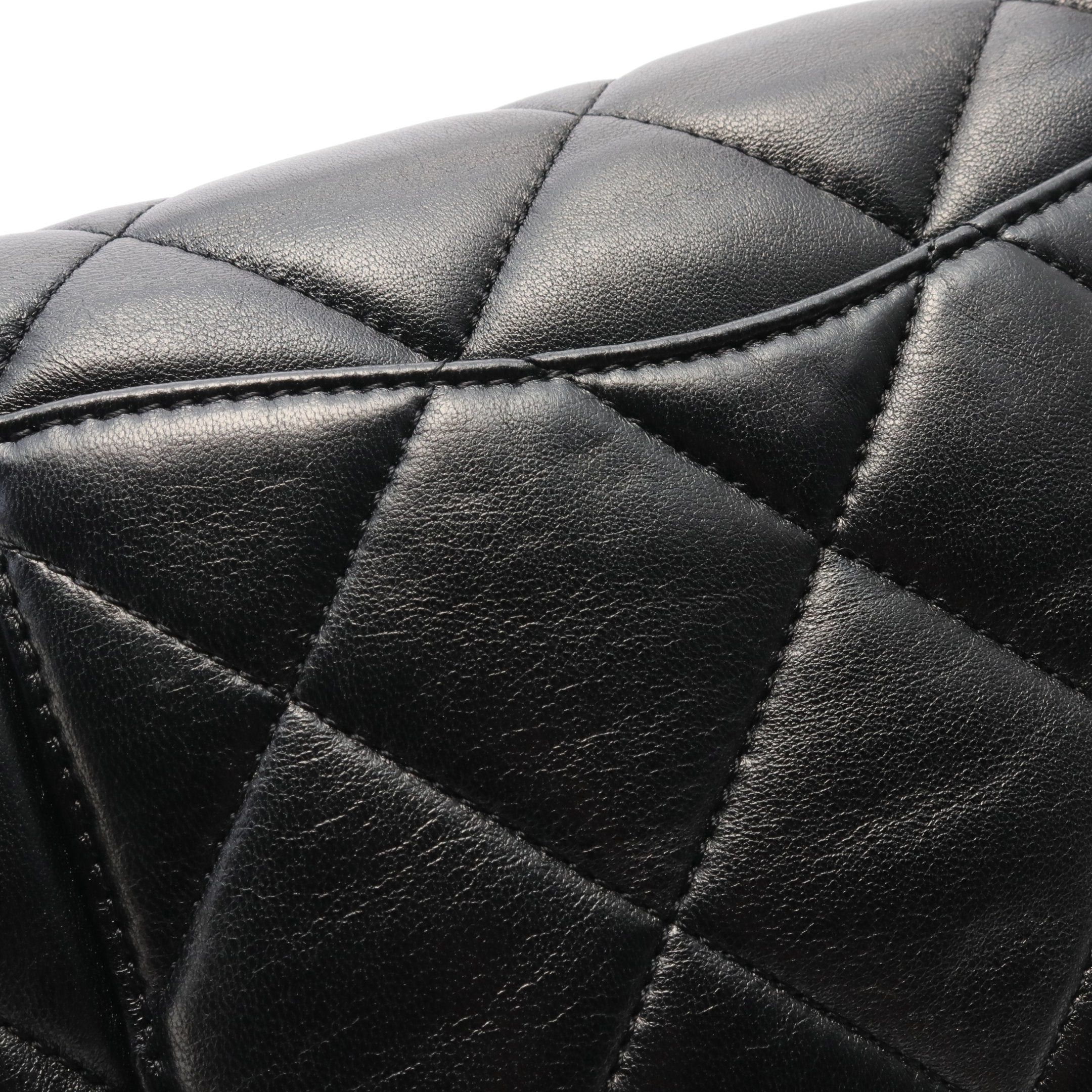Chanel Chanel Matelasse Heart Lock Chain Shoulder Bag Lambskin Black Gold Hardware Size ONE SIZE - 6 Thumbnail