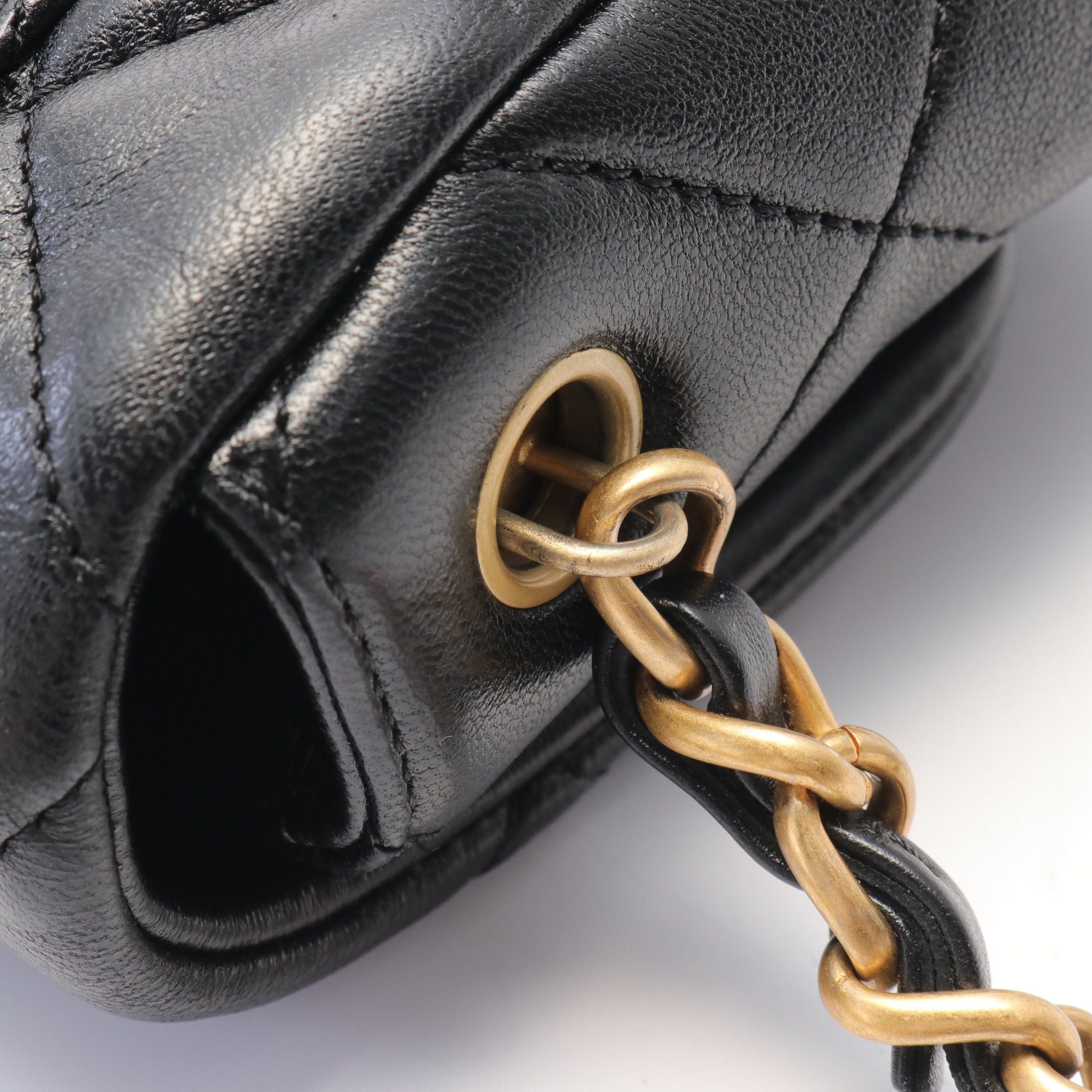 Chanel Chanel Matelasse Heart Lock Chain Shoulder Bag Lambskin Black Gold Hardware Size ONE SIZE - 7 Thumbnail
