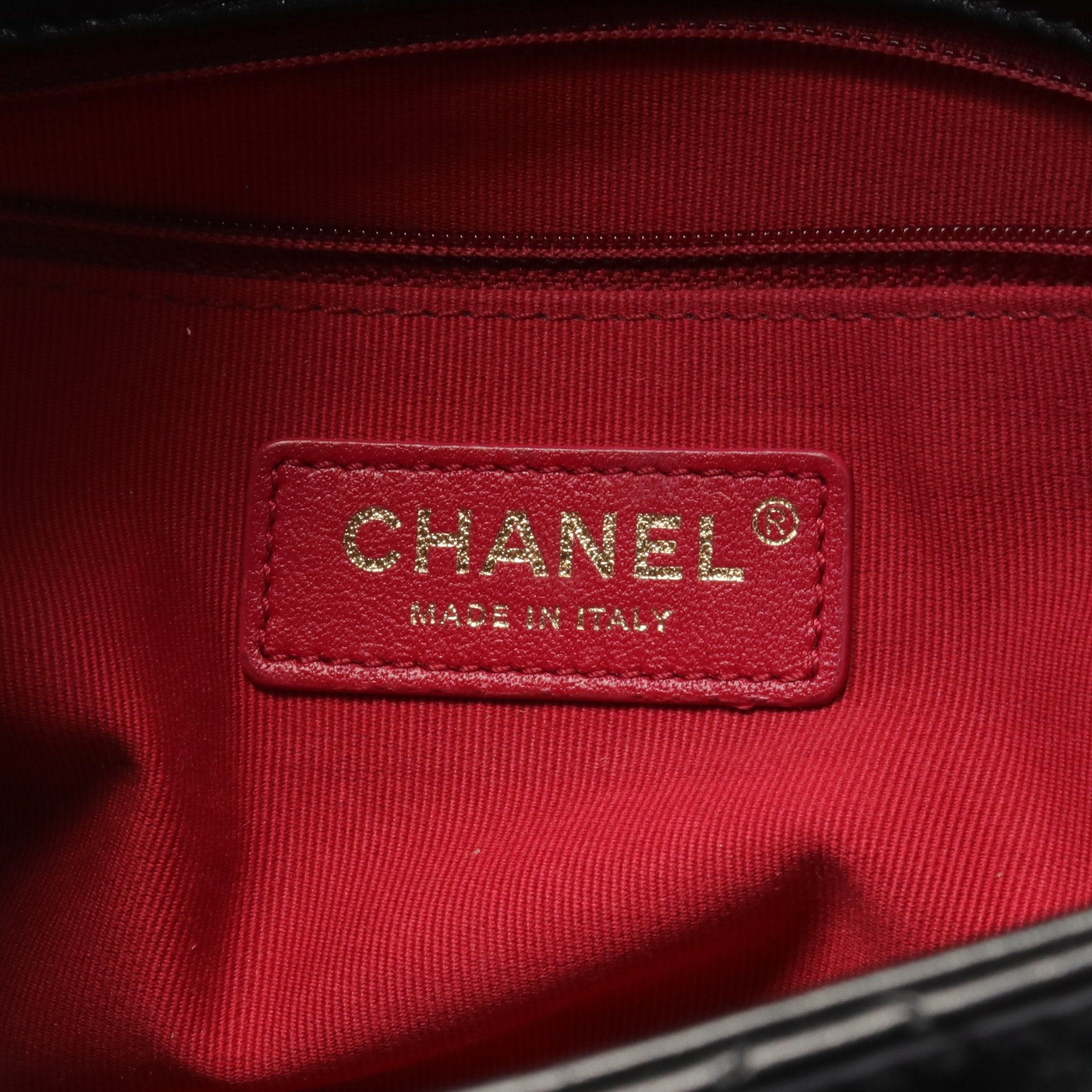 Chanel Chanel Matelasse Chain Shoulder Bag Leather Black Gold Hardware Size ONE SIZE - 4 Thumbnail