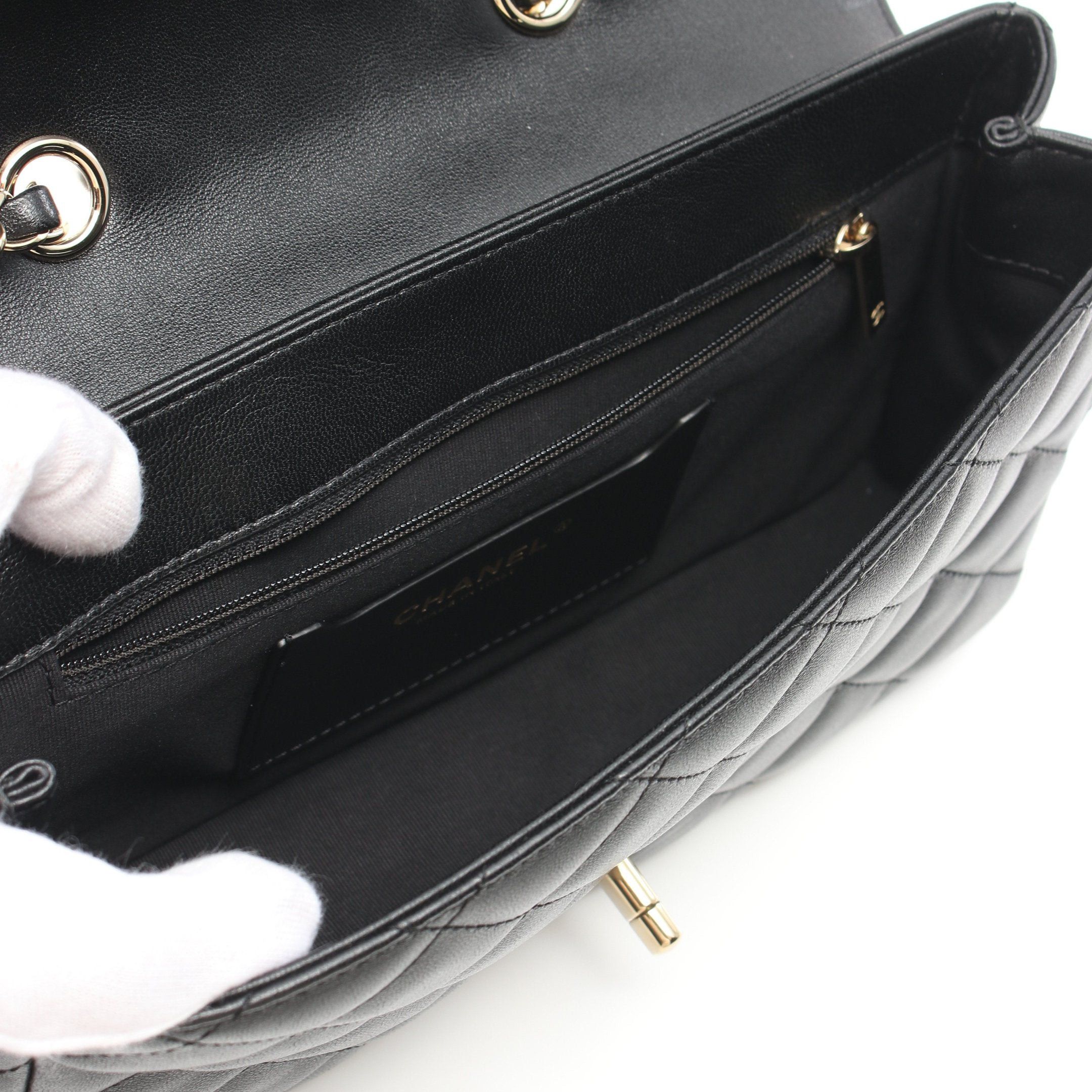 Chanel Chanel Matelasse Chain Shoulder Bag Lambskin Black Gold Hardware Size ONE SIZE - 3 Thumbnail