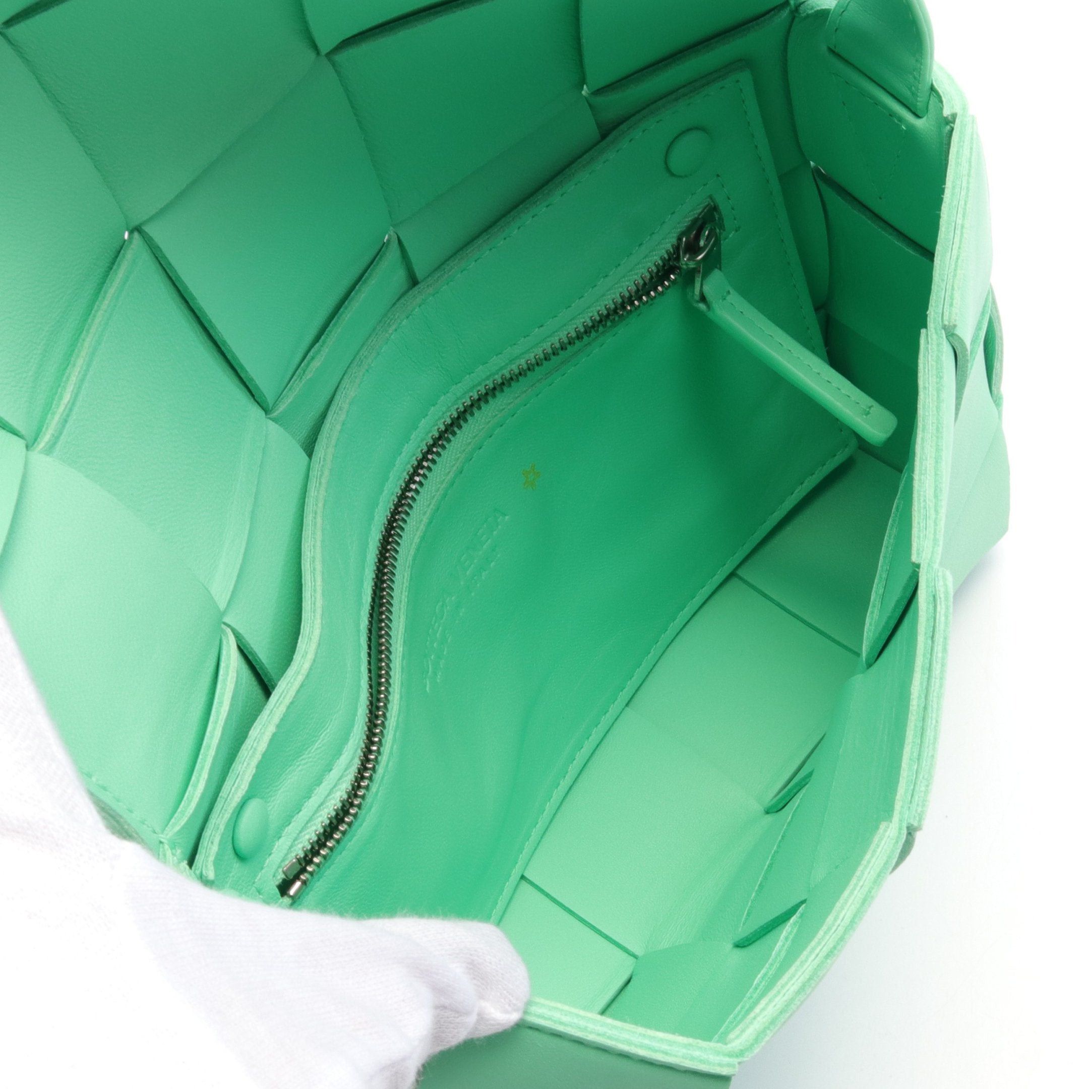 Bottega Veneta Bottega Veneta Cassette Crossbody Maxi Intrecciato Shoulder Bag Leather Green Size ONE SIZE - 3 Thumbnail