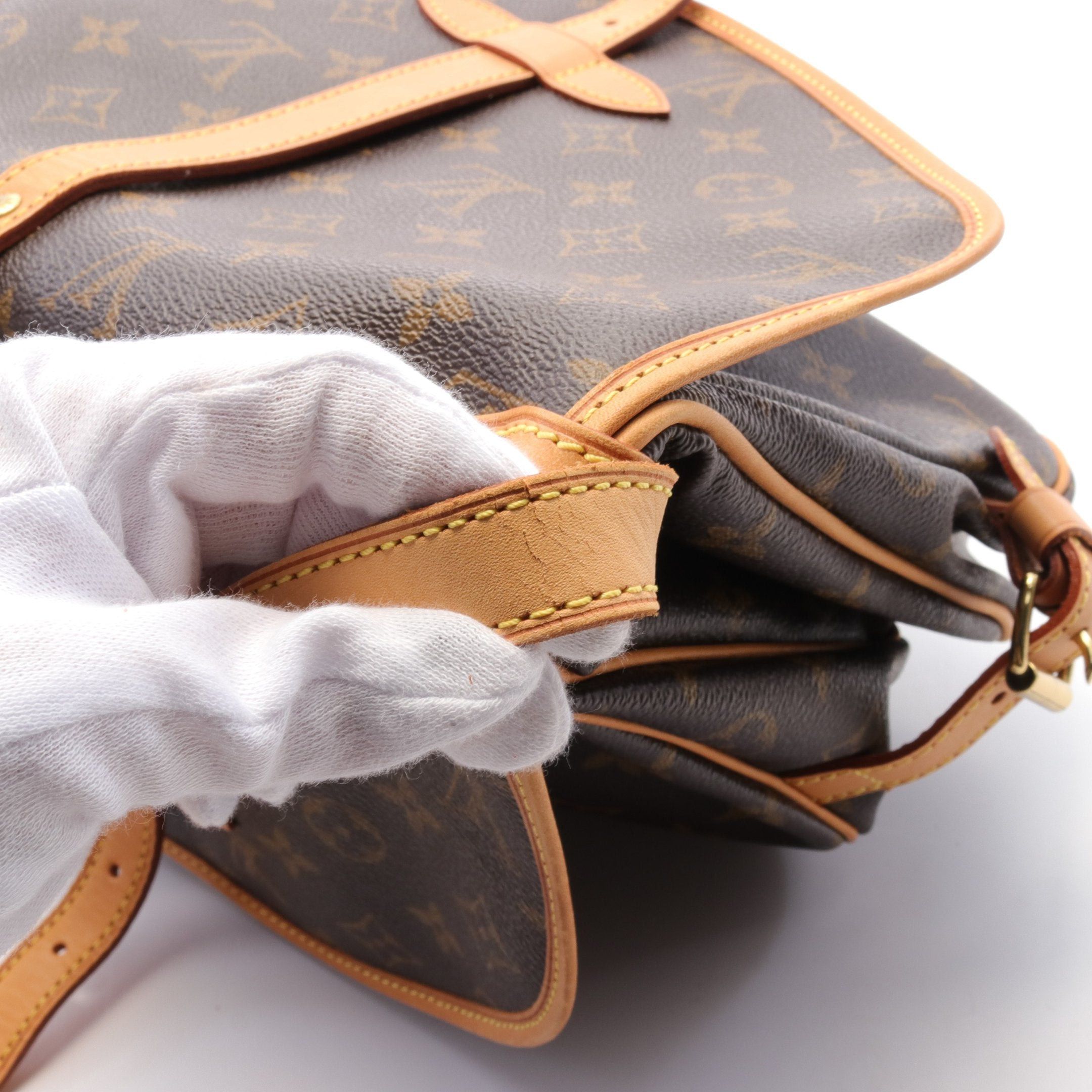 Louis Vuitton Louis Vuitton Saumur 30 Monogram Shoulder Bag Leather Brown Size ONE SIZE - 7 Thumbnail