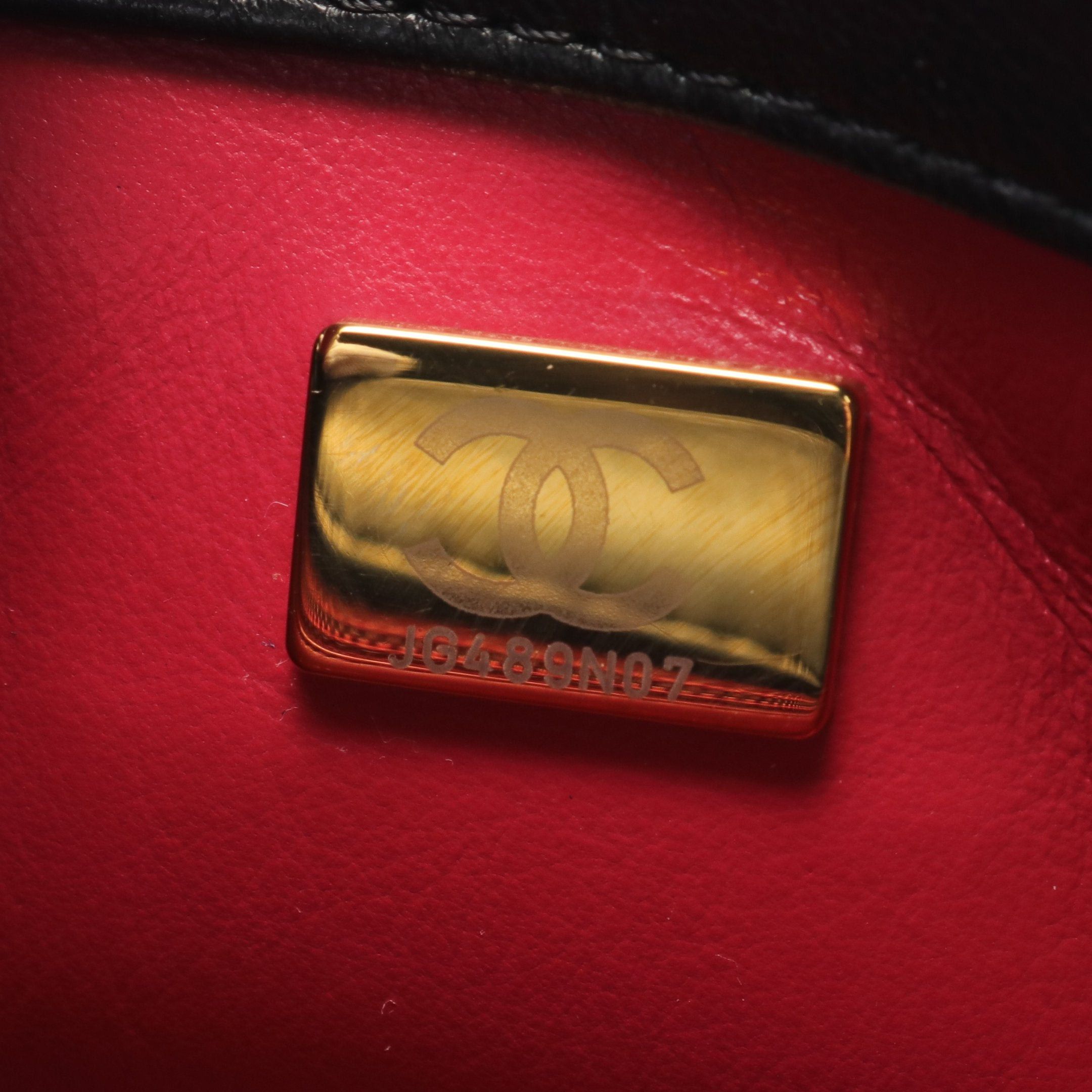 Chanel Chanel Matelasse Chain Shoulder Bag Leather Black Gold Hardware Size ONE SIZE - 5 Thumbnail