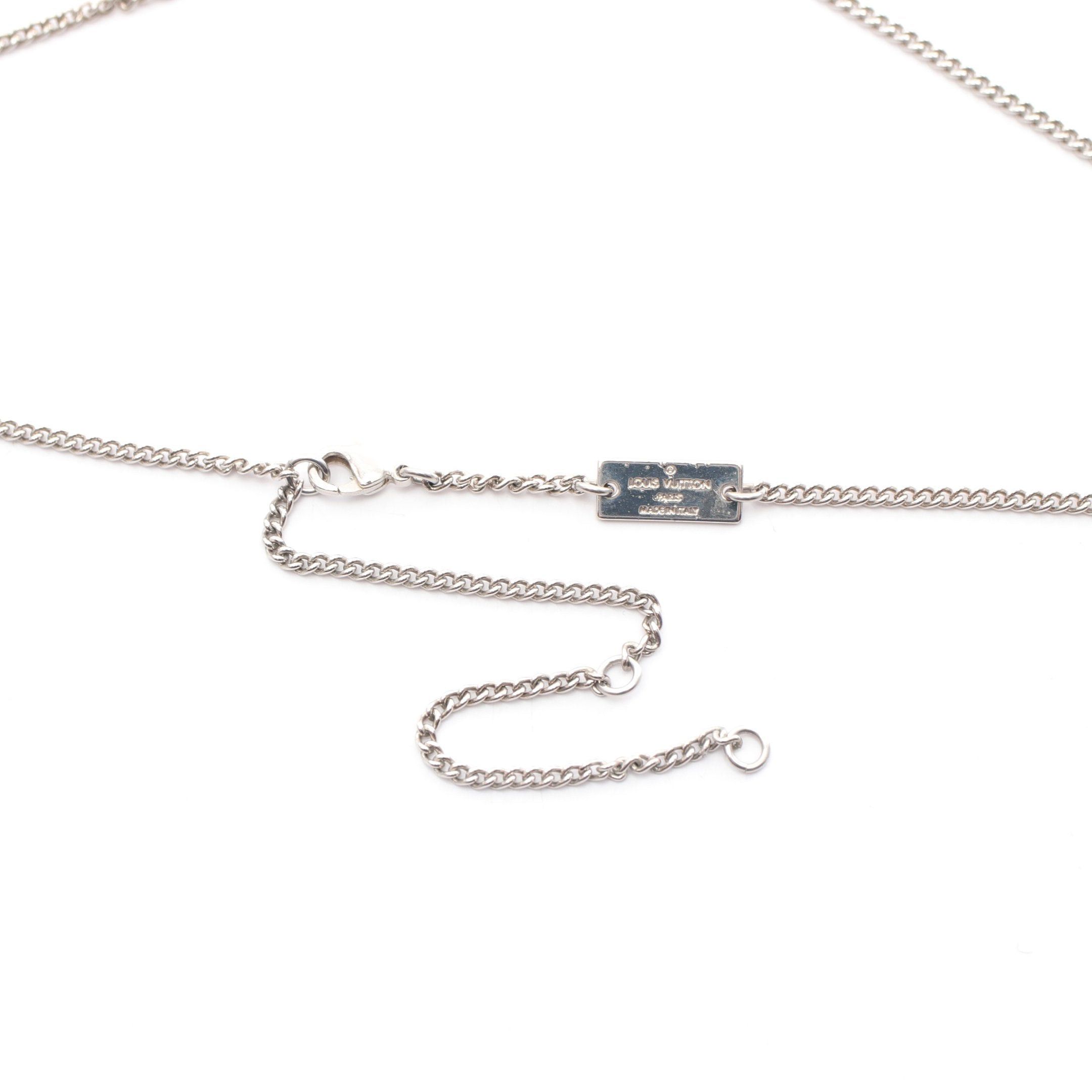 Louis Vuitton Louis Vuitton Locket Necklace Monogram Silver Size ONE SIZE - 3 Thumbnail