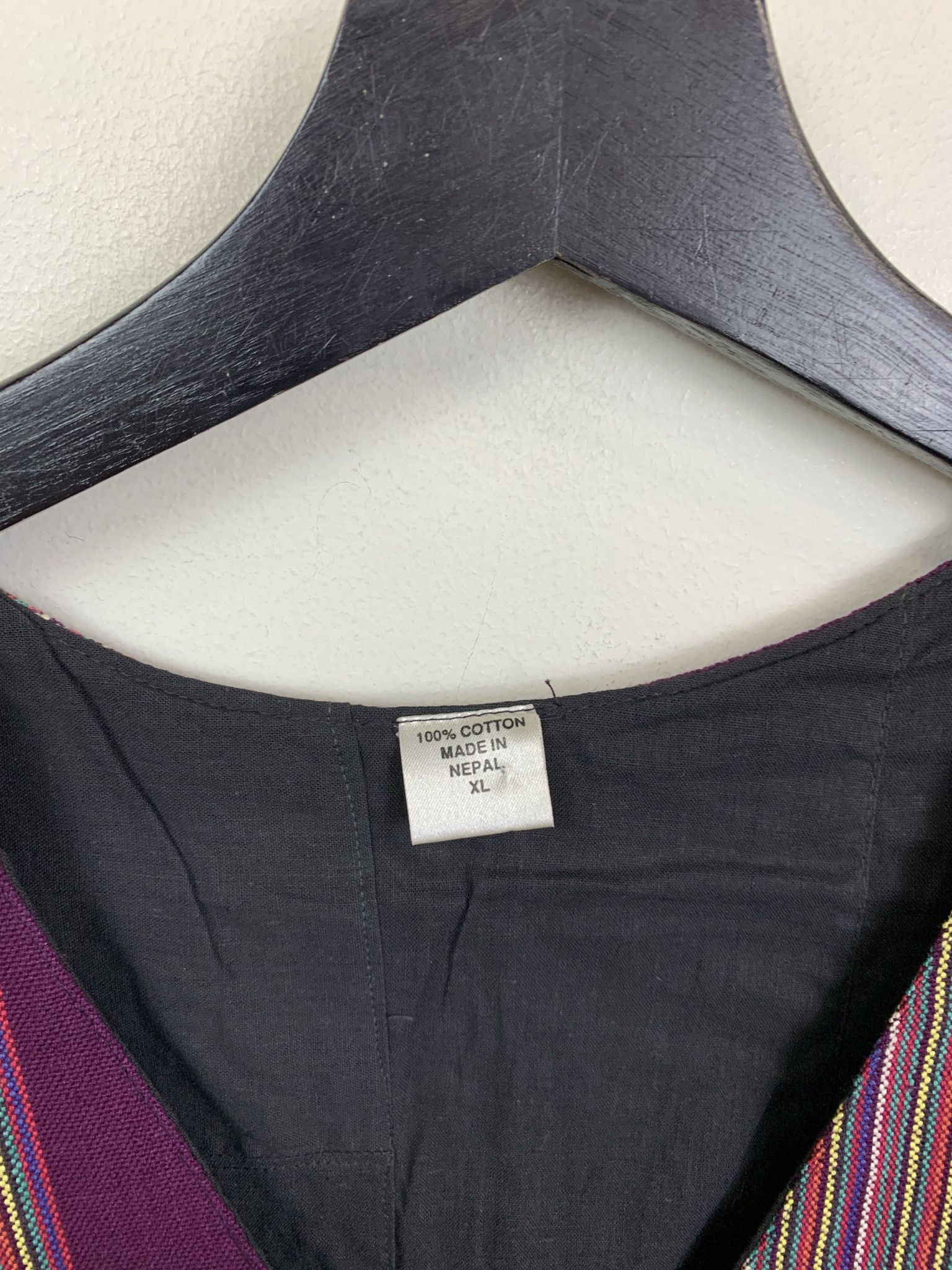Vintage Vintage 1980s Nepalese Purple Handmade Canvas Vest Size S Size US S / EU 44-46 / 1 - 2 Thumbnail