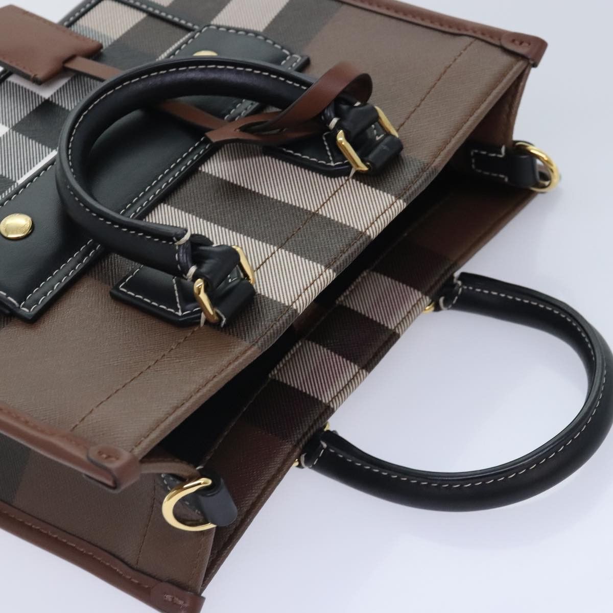 Freya Brown Leather Handbag (Pre-Owned)
