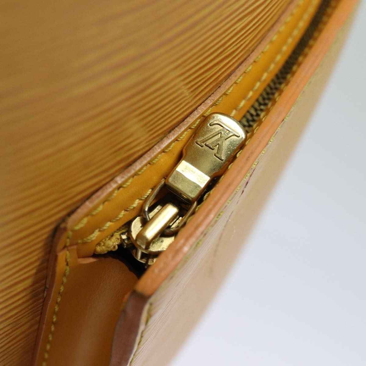 Louis Vuitton Gobelins Yellow Leather Backpack Bag (Pre-Owned) Size ONE SIZE - 14 Thumbnail