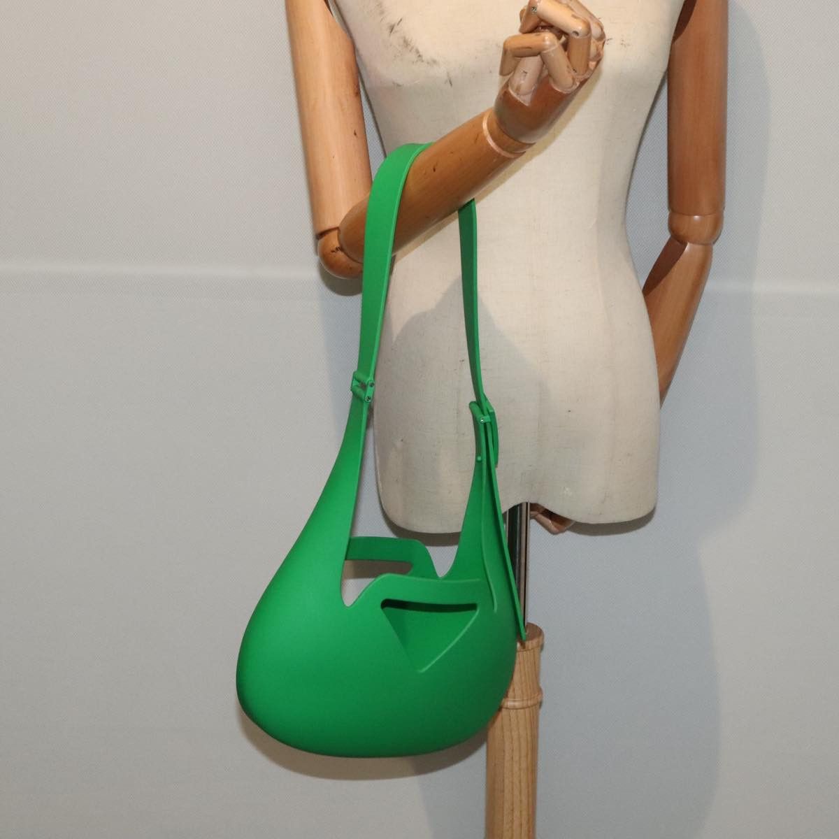 Bottega Veneta Green Plastic Shoulder Bag (Pre-Owned) Size ONE SIZE - 14 Thumbnail