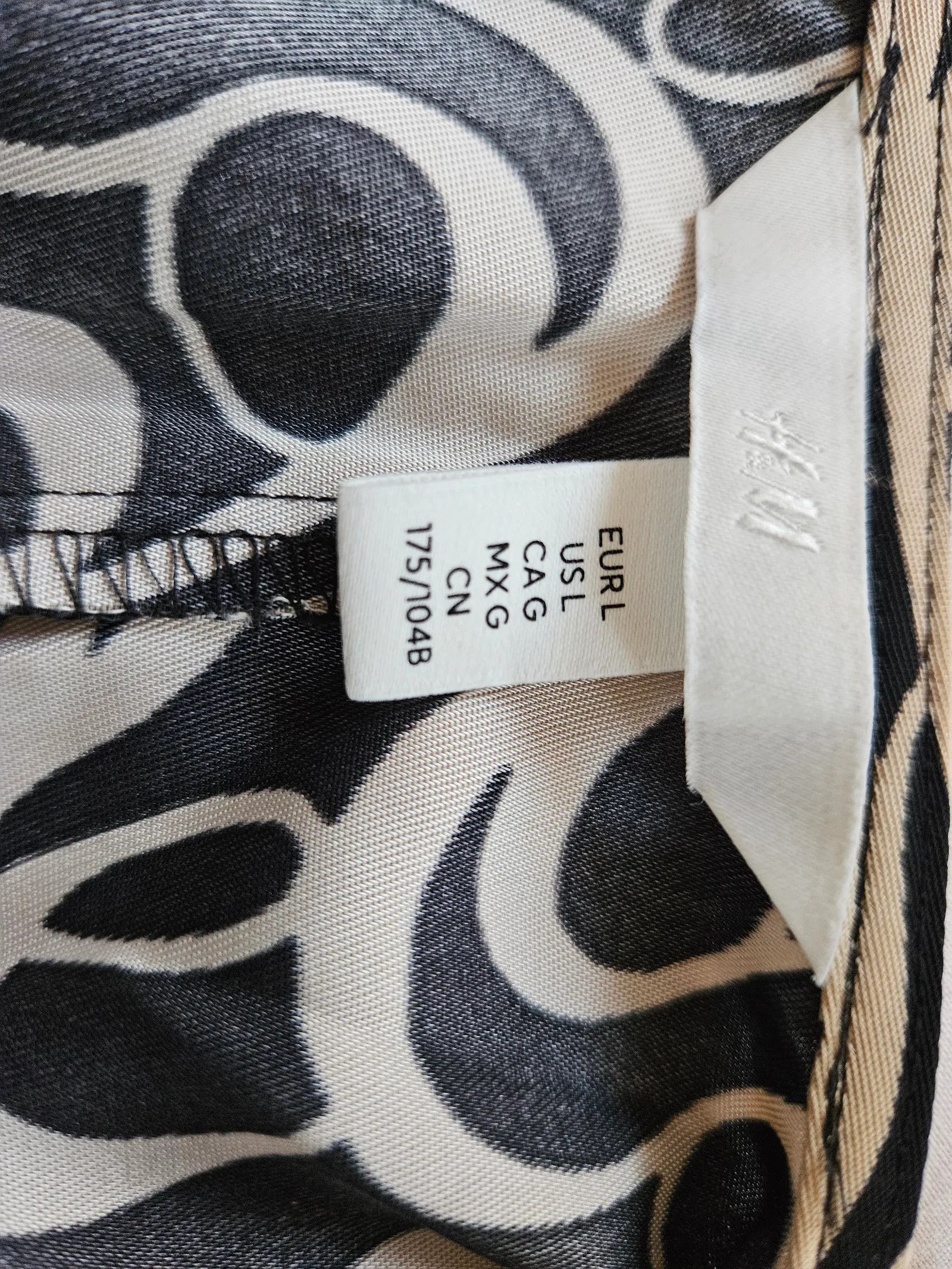 H&M H&M Dress Size L / US 10 / IT 46 - 2 Thumbnail