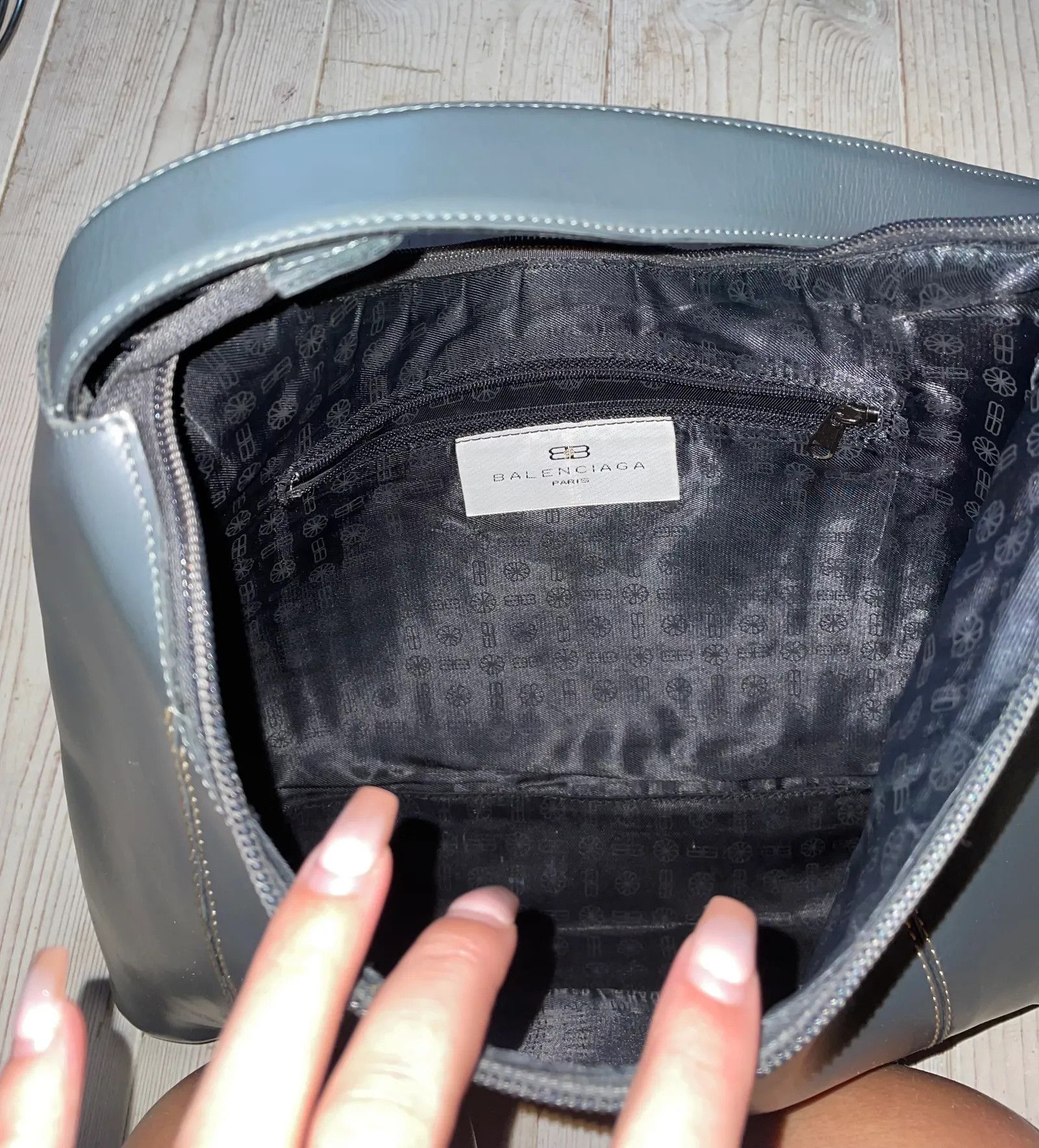 Balenciaga Balenciaga Crossbody Bag Size ONE SIZE - 2 Thumbnail