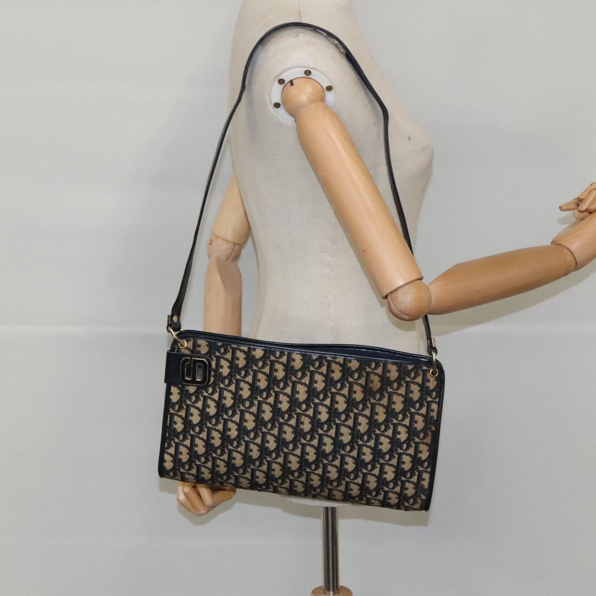 Dior Dior Trotter shoulder Size ONE SIZE - 10 Thumbnail