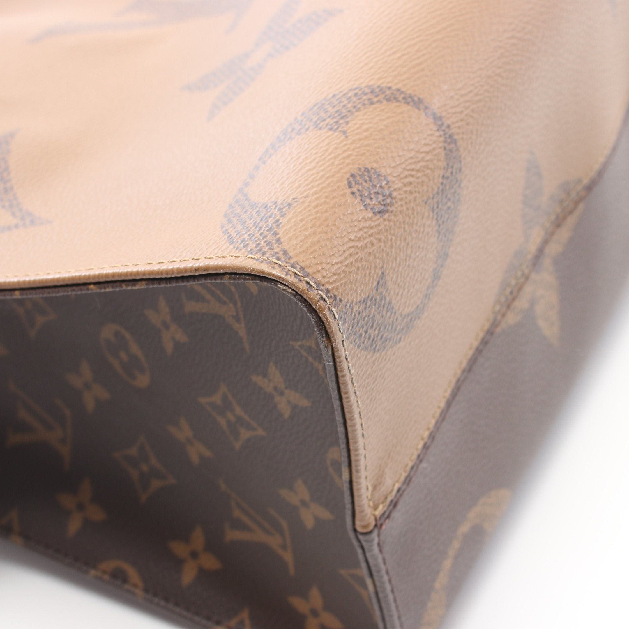 Louis Vuitton Louis Vuitton On-The-Go Mm Monogram Giant Reverse Shoulder Bag Tote Leather Brown Beige Size ONE SIZE - 11 Thumbnail
