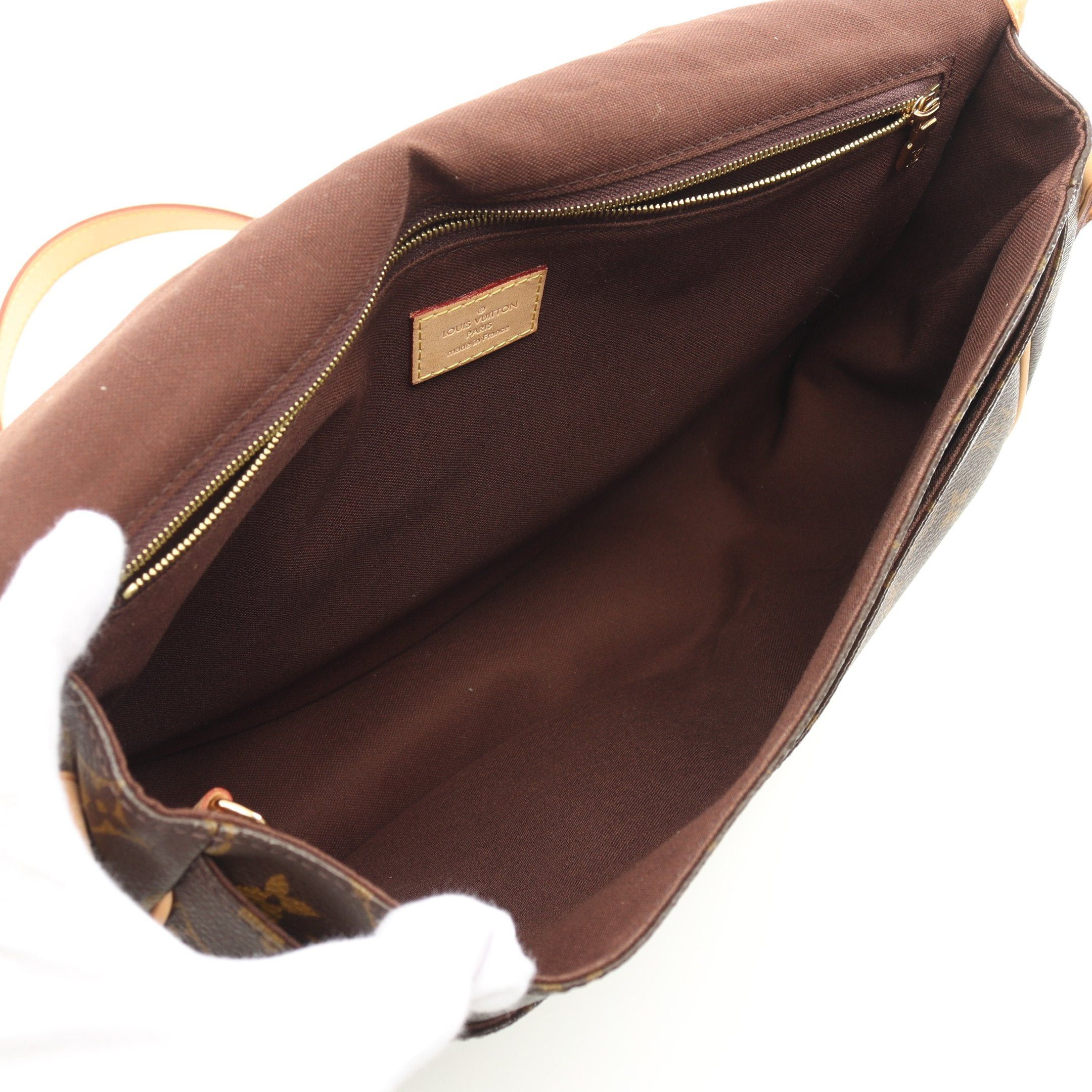 Louis Vuitton Louis Vuitton Menilmontane Mm Monogram Shoulder Bag Leather Brown Size ONE SIZE - 3 Thumbnail