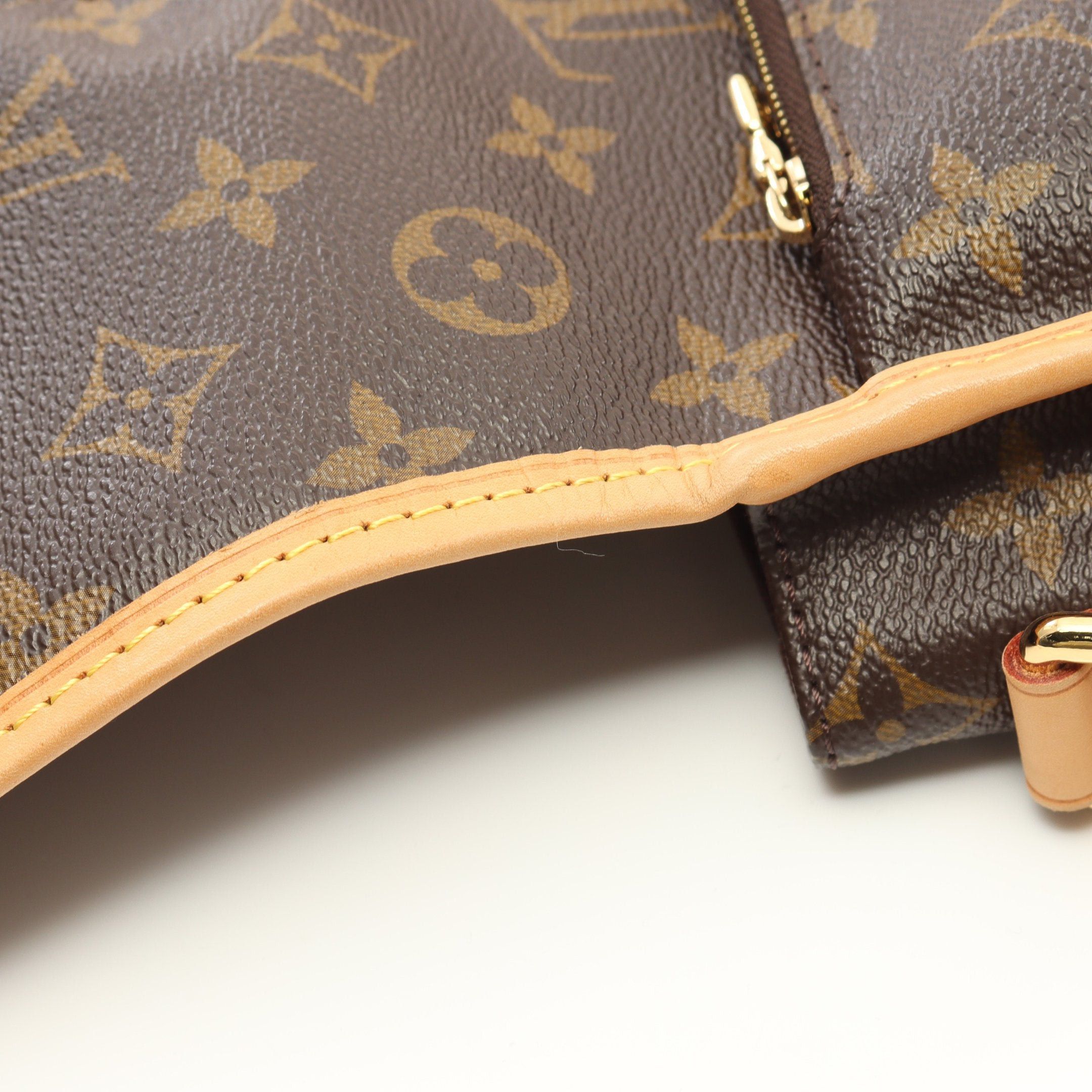 Louis Vuitton Louis Vuitton Menilmontane Mm Monogram Shoulder Bag Leather Brown Size ONE SIZE - 10 Thumbnail