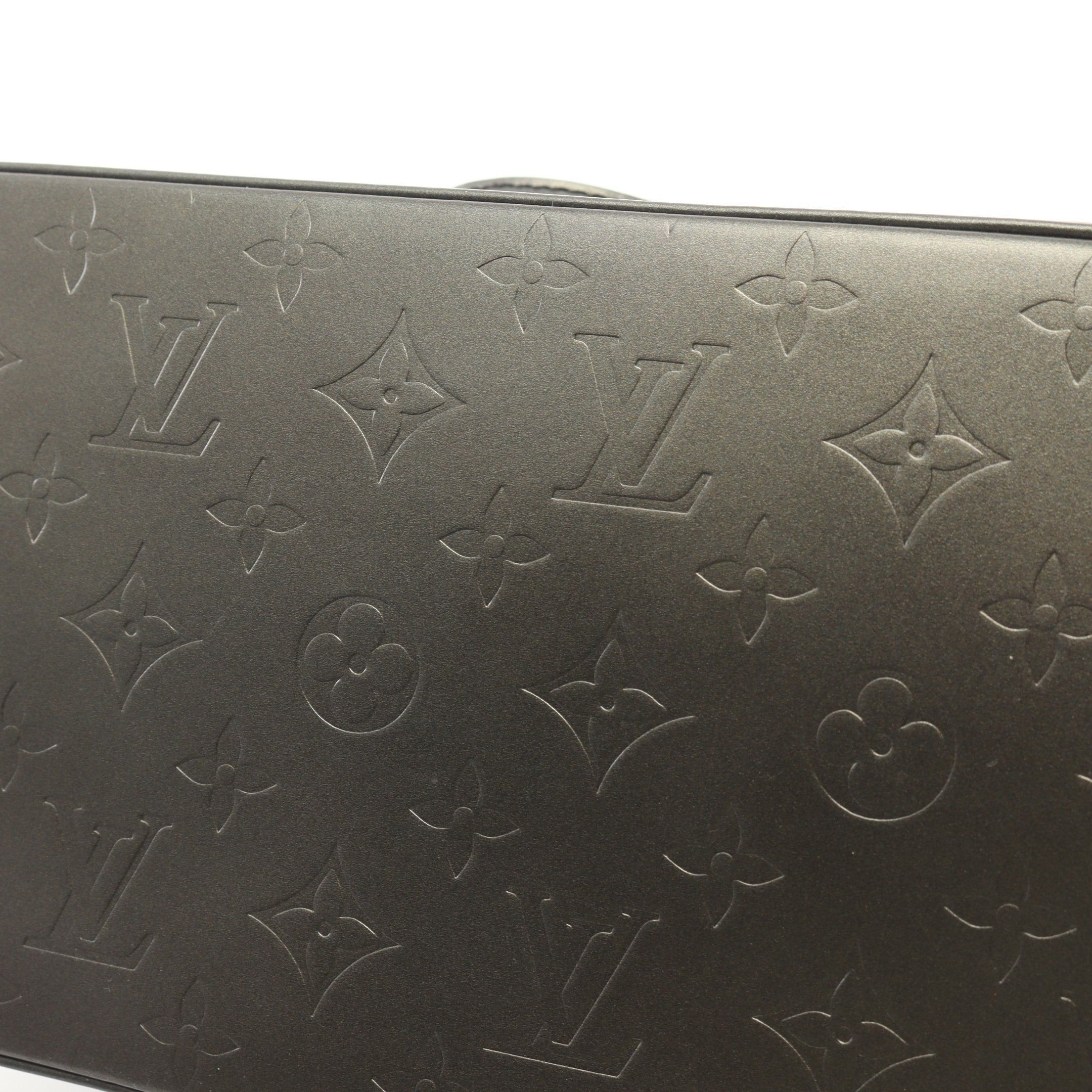 Louis Vuitton Louis Vuitton Stockton Monogram Mat Noir Handbag Leather Black Size ONE SIZE - 9 Thumbnail