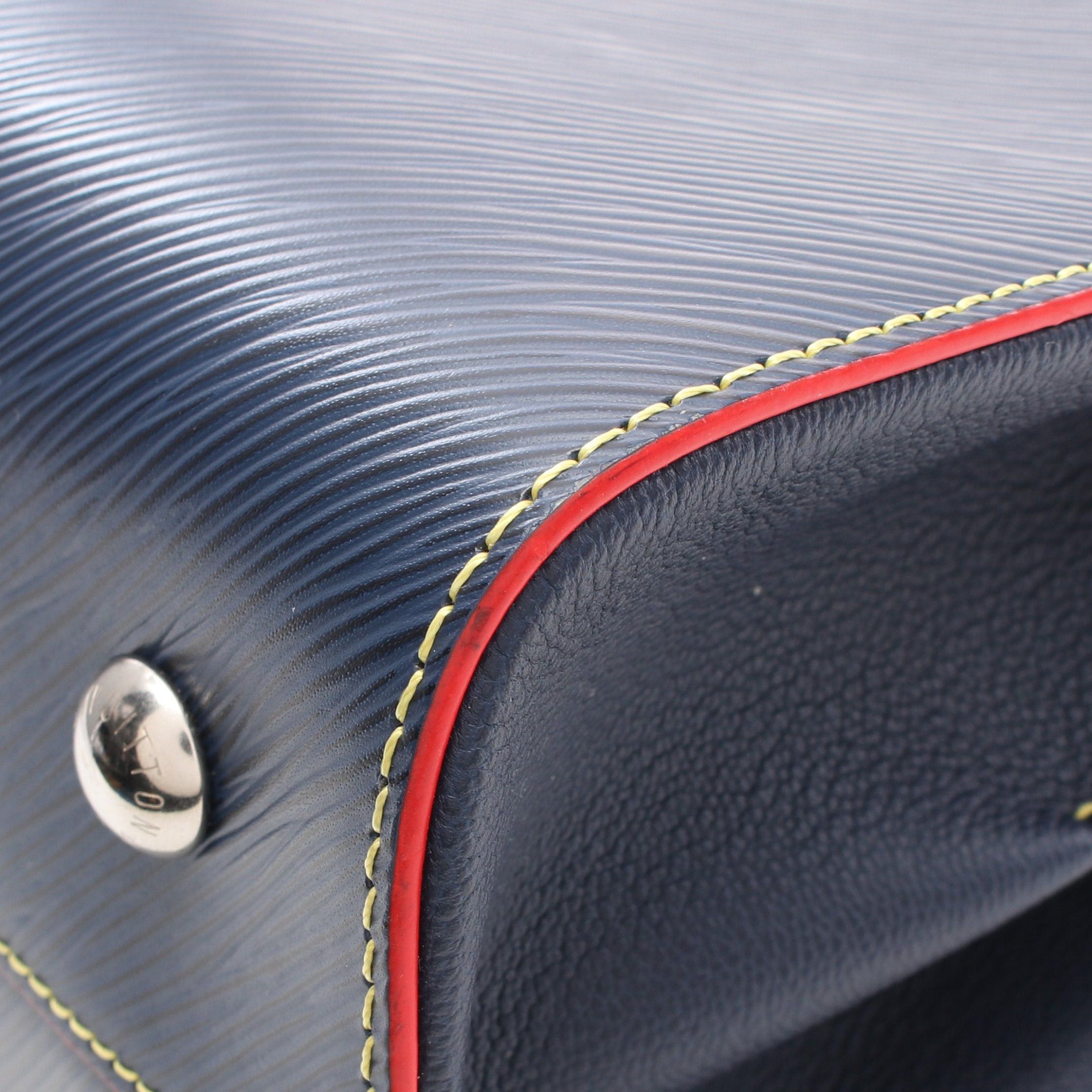 Louis Vuitton Louis Vuitton Twist Tote Epi Andigo Blue Handbag Bag Leather Navy Red Size ONE SIZE - 6 Thumbnail
