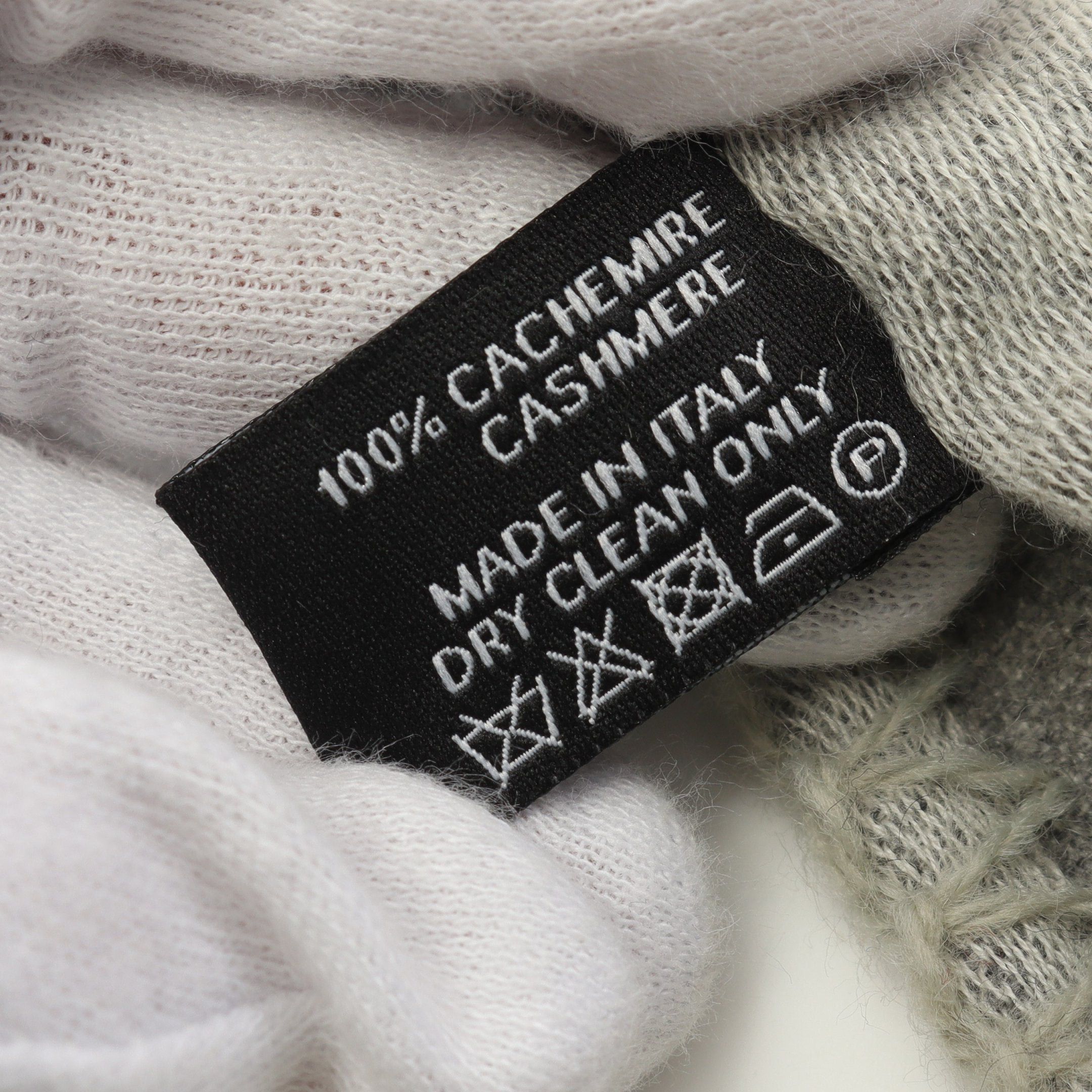 Chanel Chanel Coco Mark Stall Shawl Cashmere Gray Size ONE SIZE - 4 Thumbnail