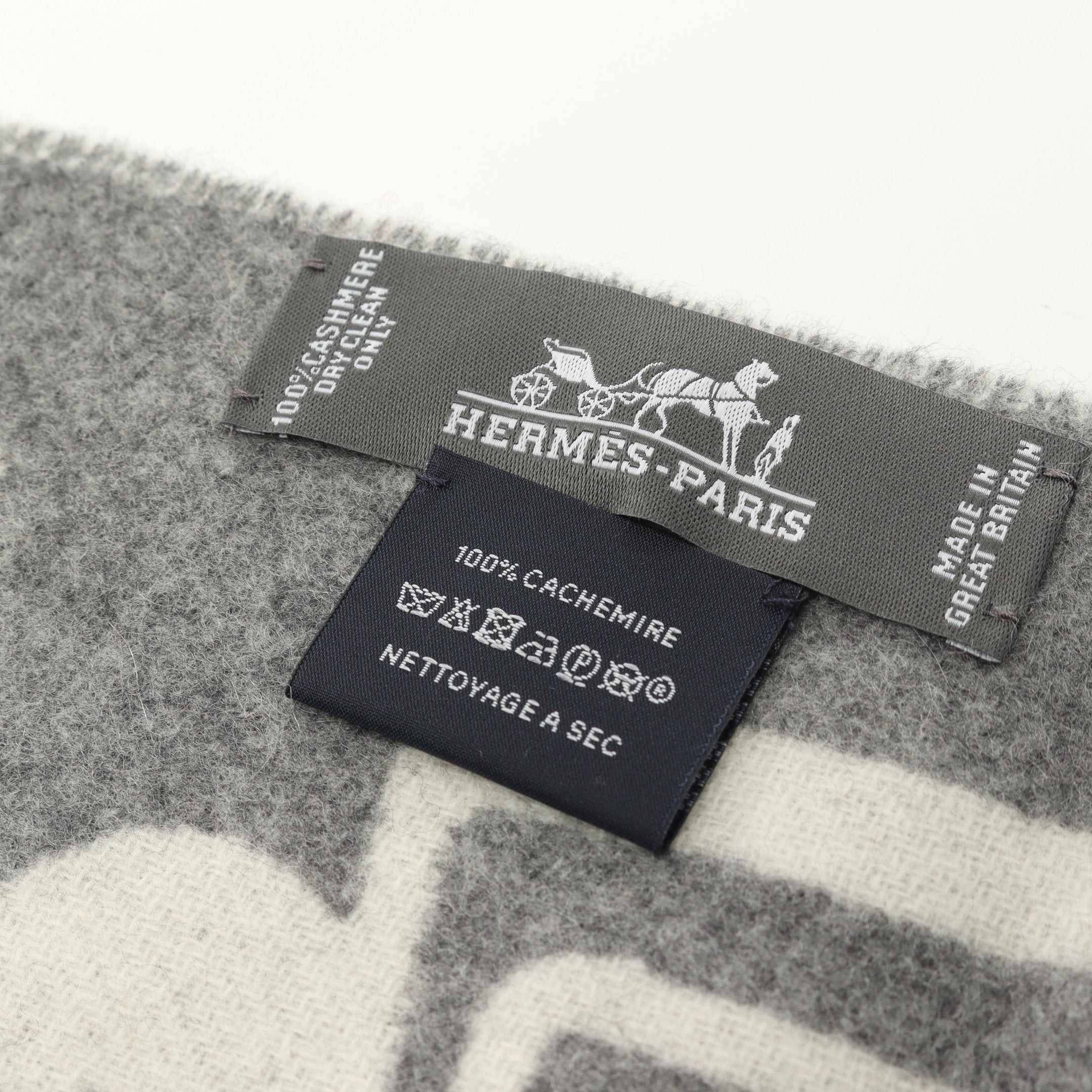 Hermes Hermes Training Buckle Scarf Cashmere Light Gray Size ONE SIZE - 2 Thumbnail