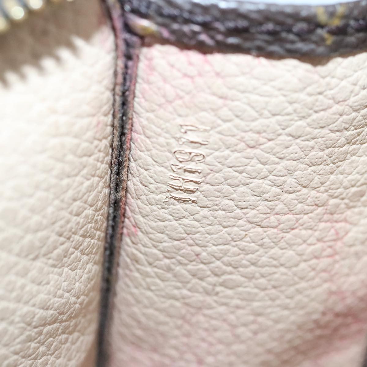 Louis Vuitton Trousse De Toilette Brown Canvas Clutch Bag (Pre-Owned) Size ONE SIZE - 17 Thumbnail