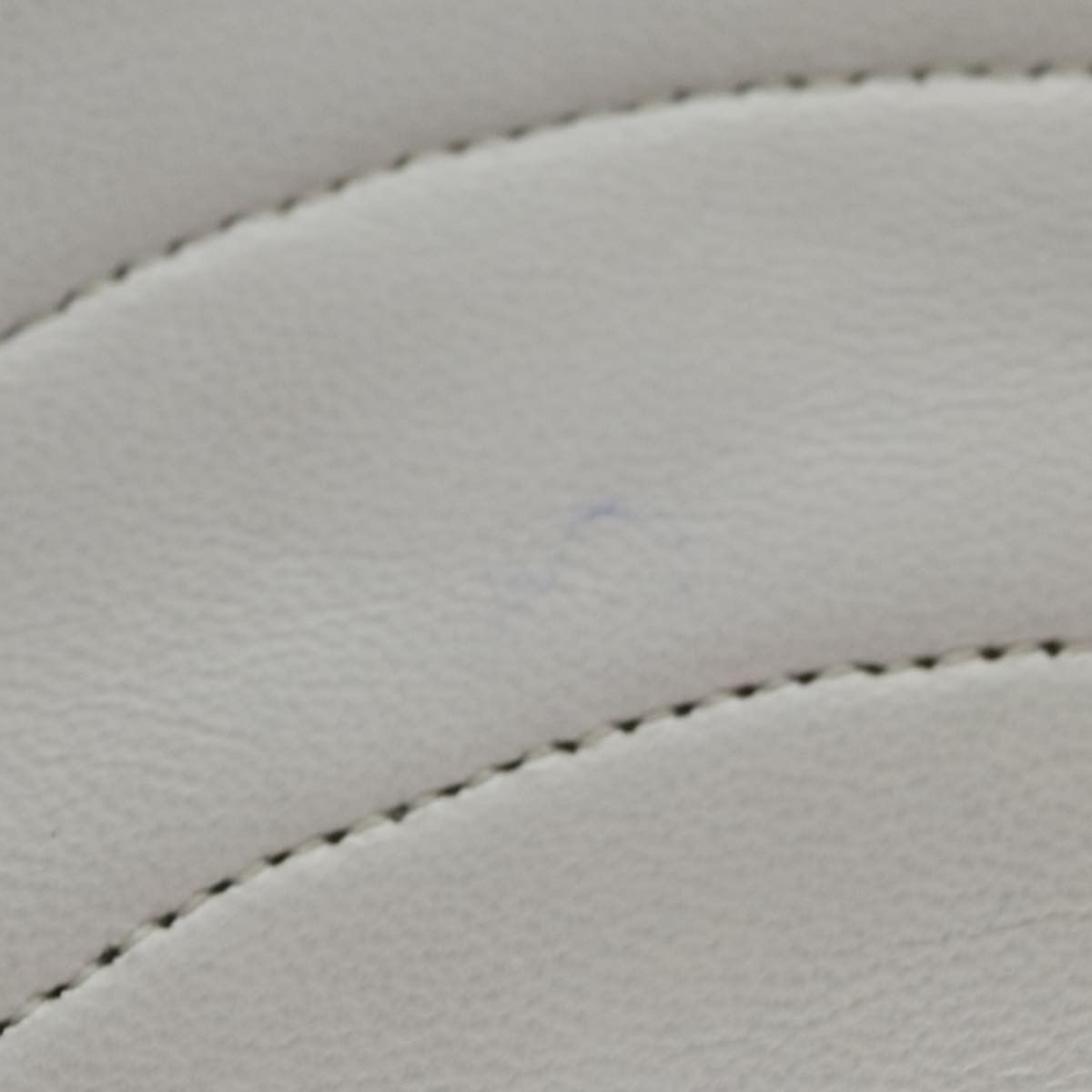 Chanel Demi Lune White Leather Shoulder Bag (Pre-Owned) Size ONE SIZE - 6 Thumbnail