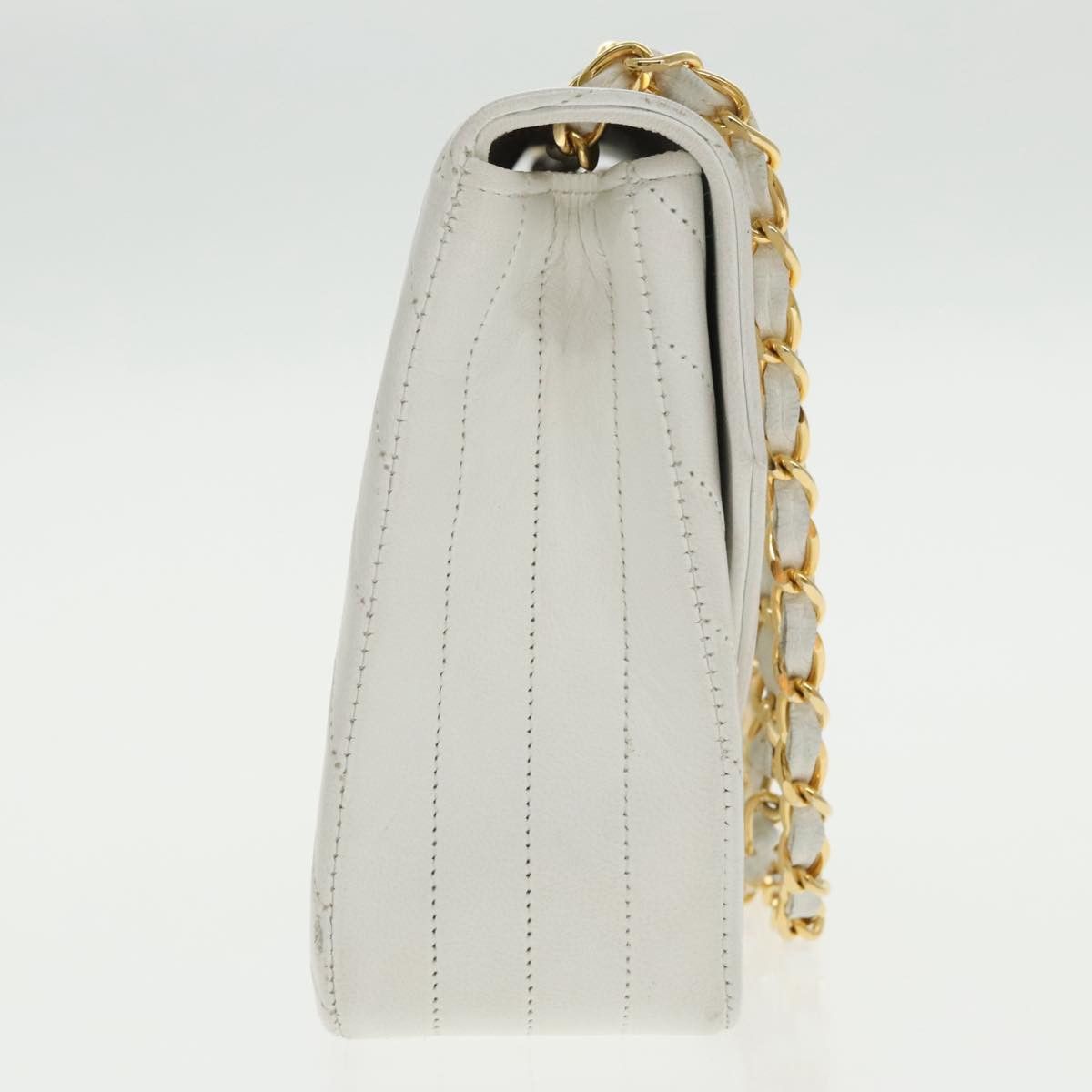 Chanel Demi Lune White Leather Shoulder Bag (Pre-Owned) Size ONE SIZE - 4 Thumbnail