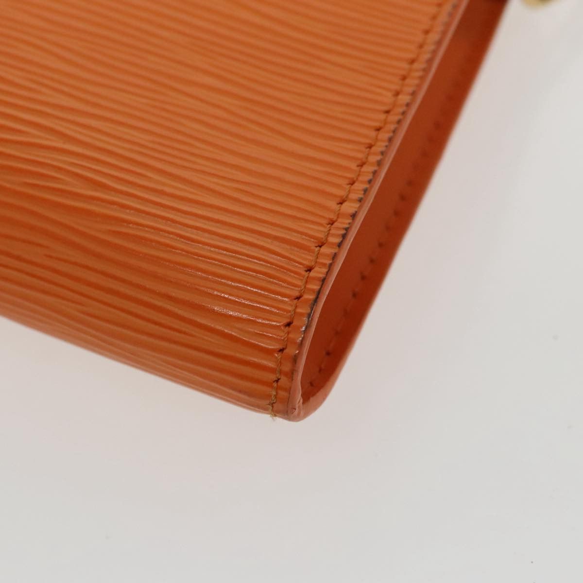 Louis Vuitton Pochette Accessoire Orange Leather Clutch Bag (Pre-Owned) Size ONE SIZE - 19 Thumbnail