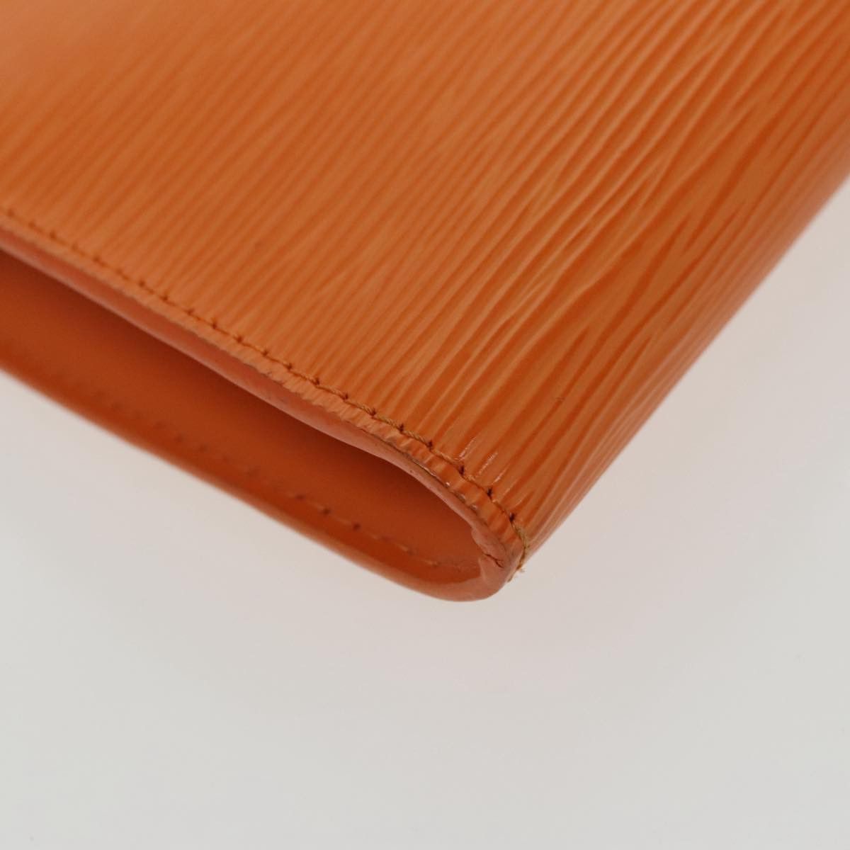 Louis Vuitton Pochette Accessoire Orange Leather Clutch Bag (Pre-Owned) Size ONE SIZE - 18 Thumbnail