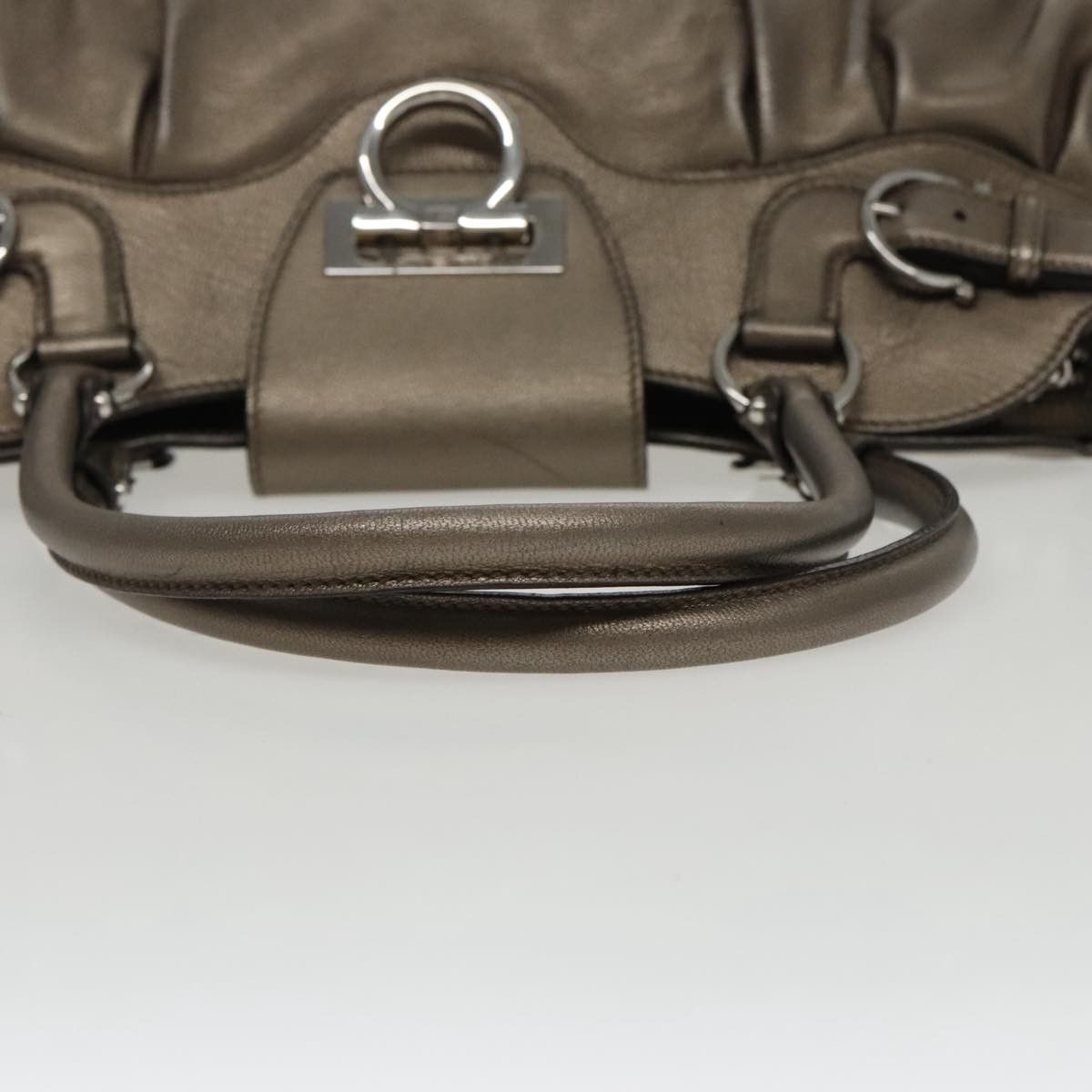 Salvatore Ferragamo Gancini Silver Leather Shopper Bag (Pre-Owned) Size ONE SIZE - 17 Thumbnail