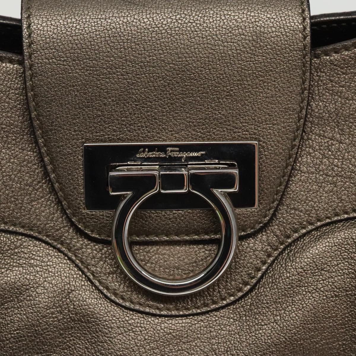 Salvatore Ferragamo Gancini Silver Leather Shopper Bag (Pre-Owned) Size ONE SIZE - 20 Thumbnail