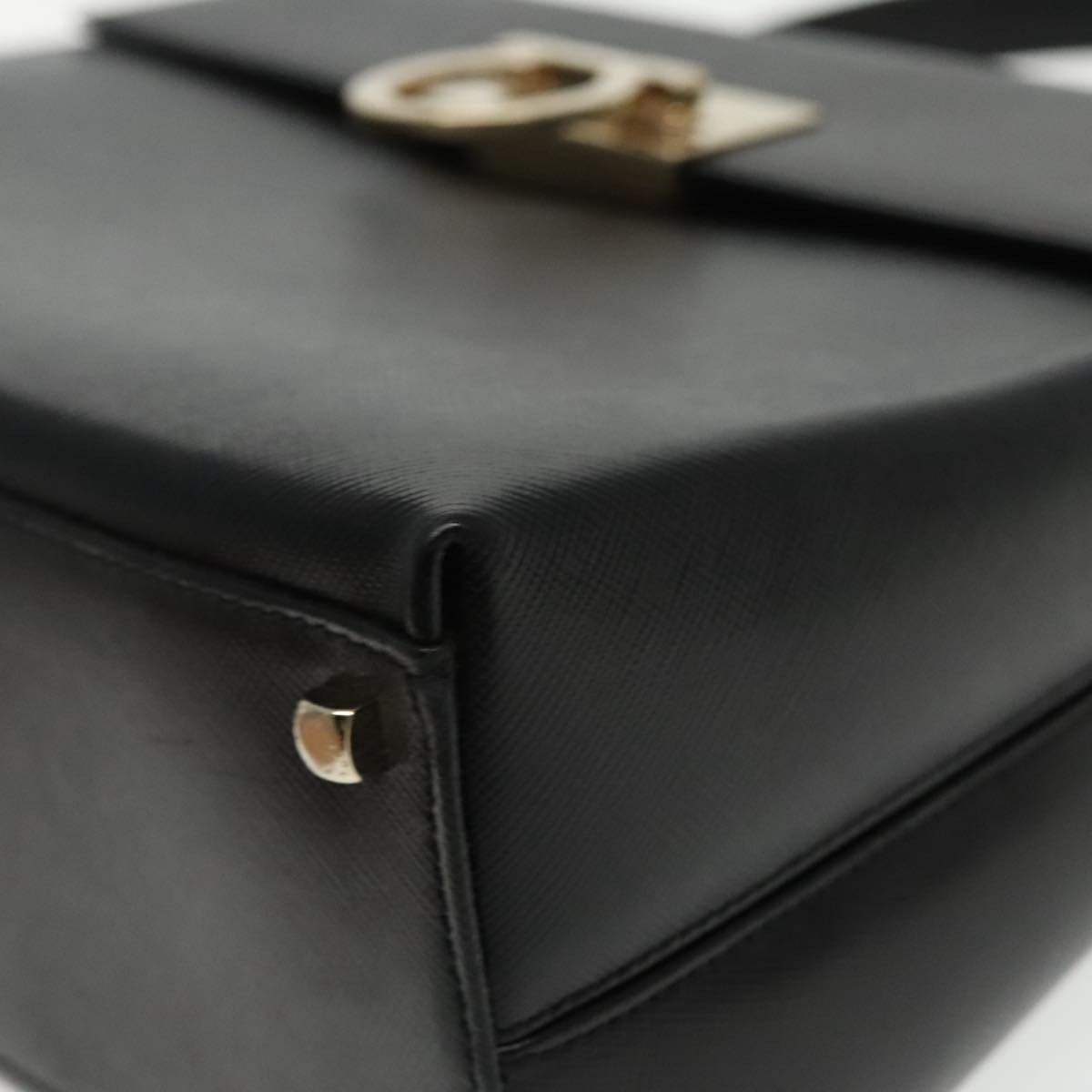 Salvatore Ferragamo Gancini Black Leather Handbag (Pre-Owned) Size ONE SIZE - 8 Thumbnail