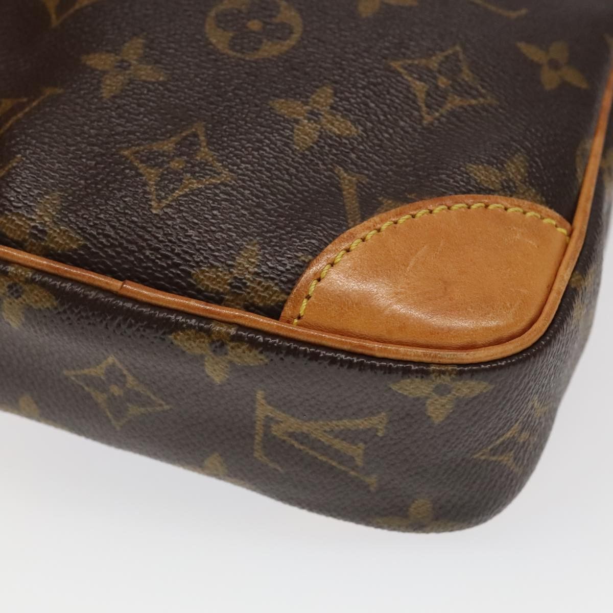 Louis Vuitton Danube Brown Canvas Shoulder Bag (Pre-Owned) Size ONE SIZE - 18 Thumbnail