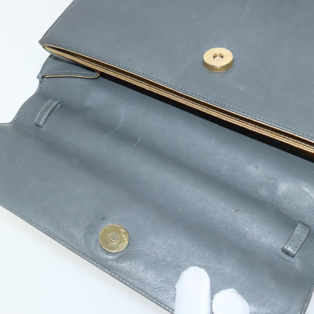 Salvatore Ferragamo Grey Leather Handbag (Pre-Owned) Size ONE SIZE - 17 Thumbnail