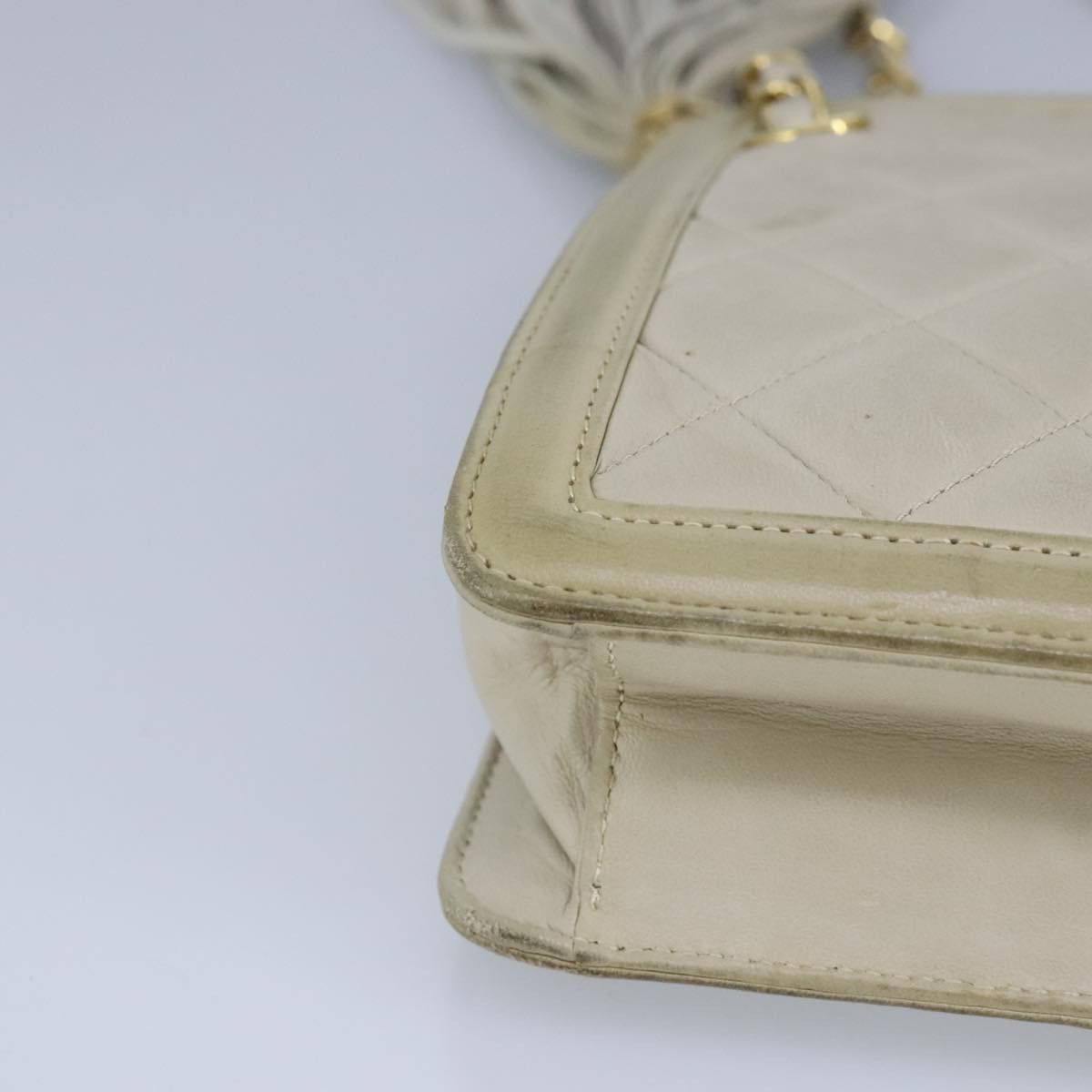 Chanel Beige Leather Shoulder Bag (Pre-Owned) Size ONE SIZE - 8 Thumbnail