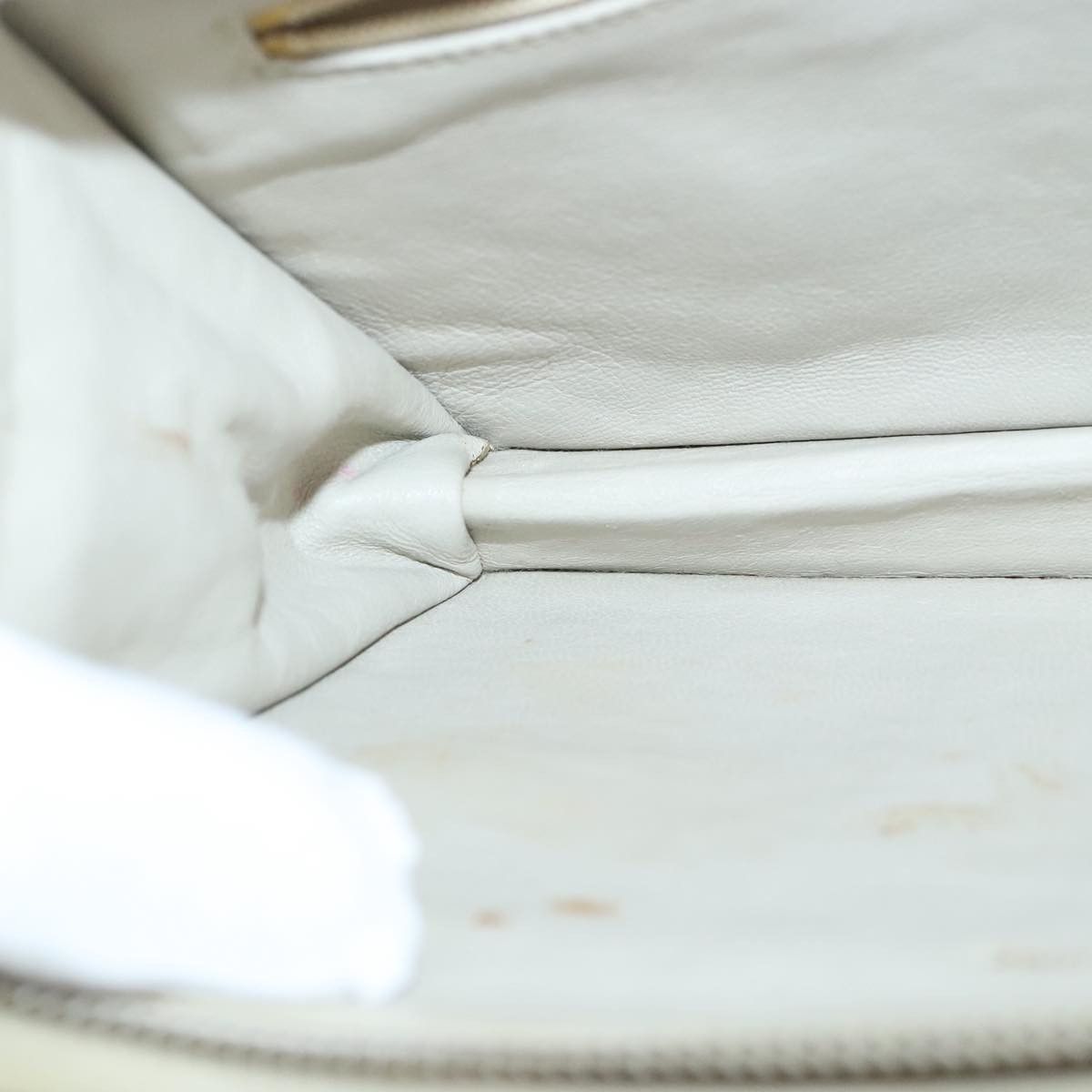 Chanel Beige Leather Shoulder Bag (Pre-Owned) Size ONE SIZE - 11 Thumbnail